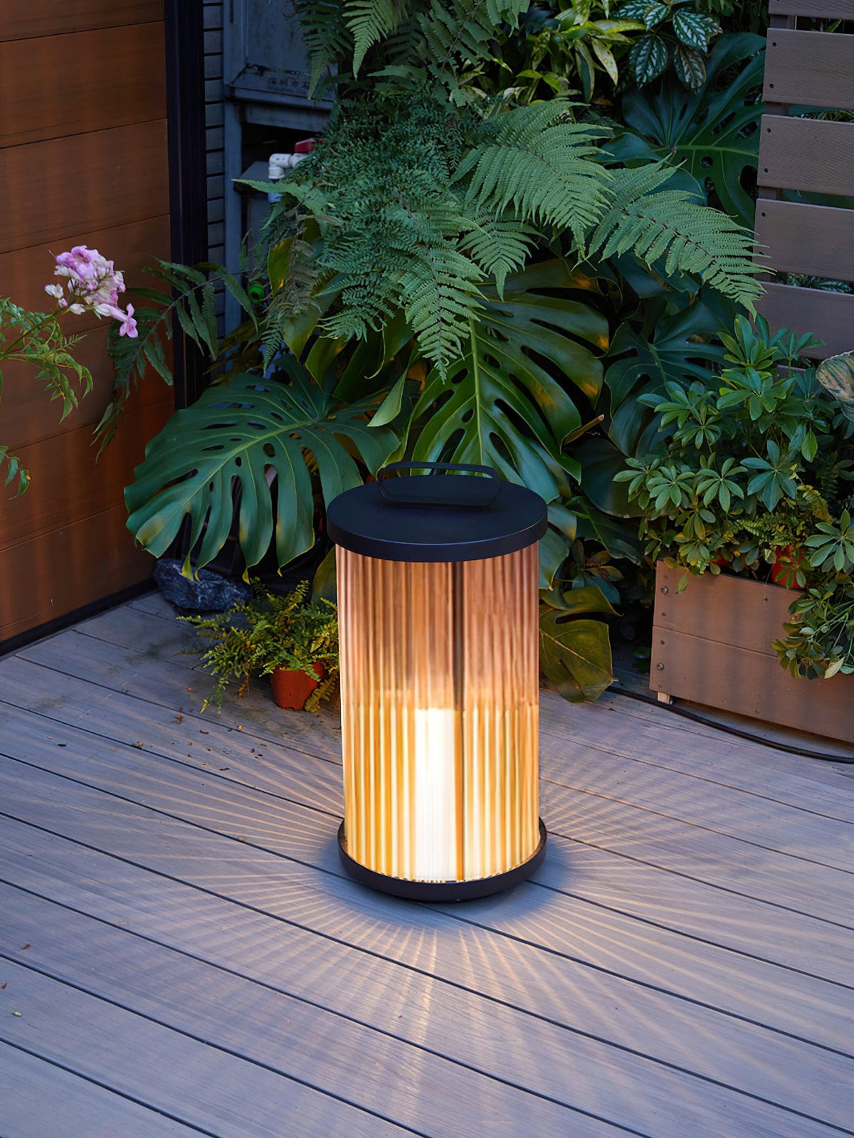 Niri Steel Acrylic Minimalist Floor Lamp