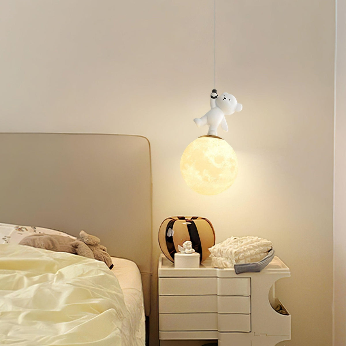 Amelio Resin Cozy Pendant Light