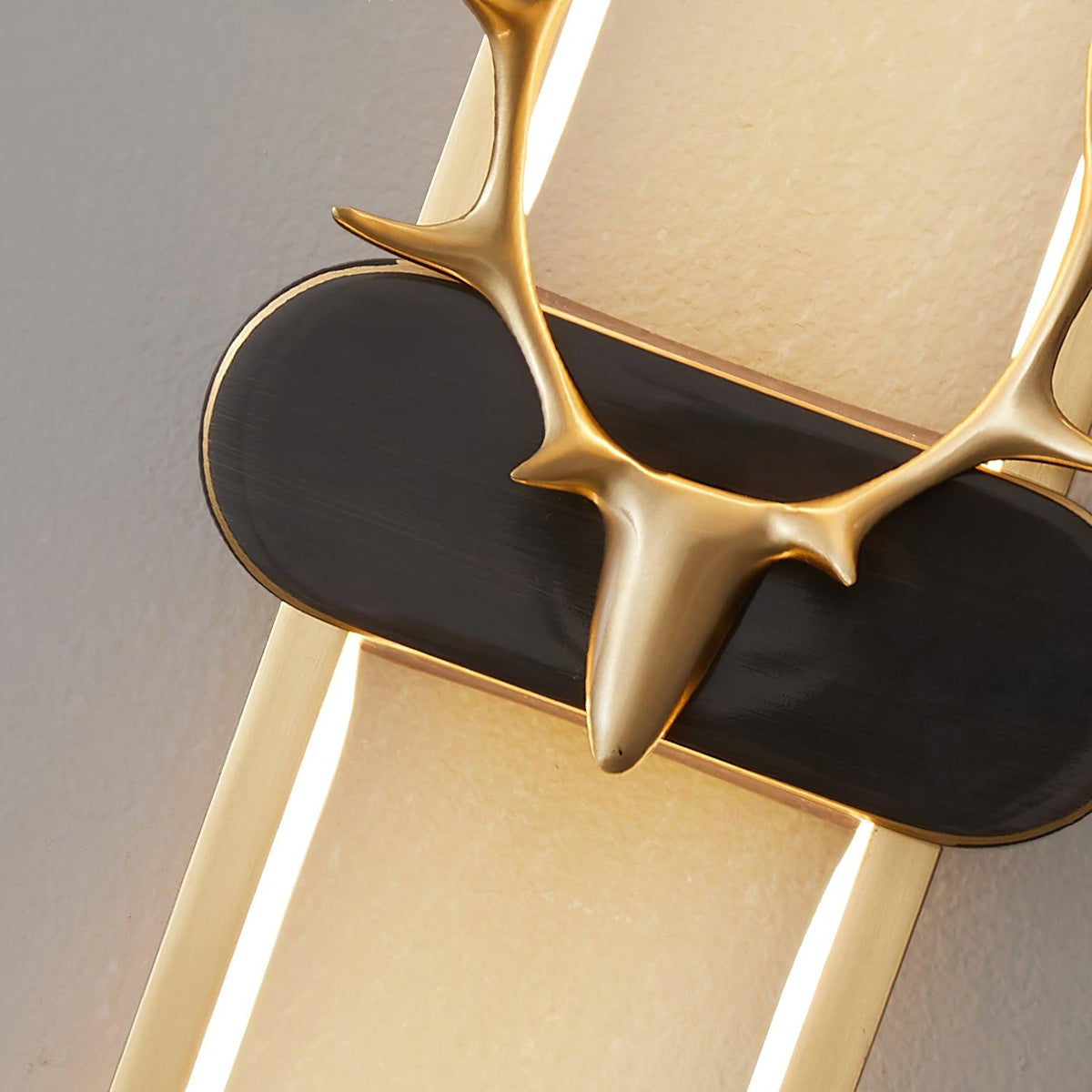 Cirisaine Modern Wall Lamp