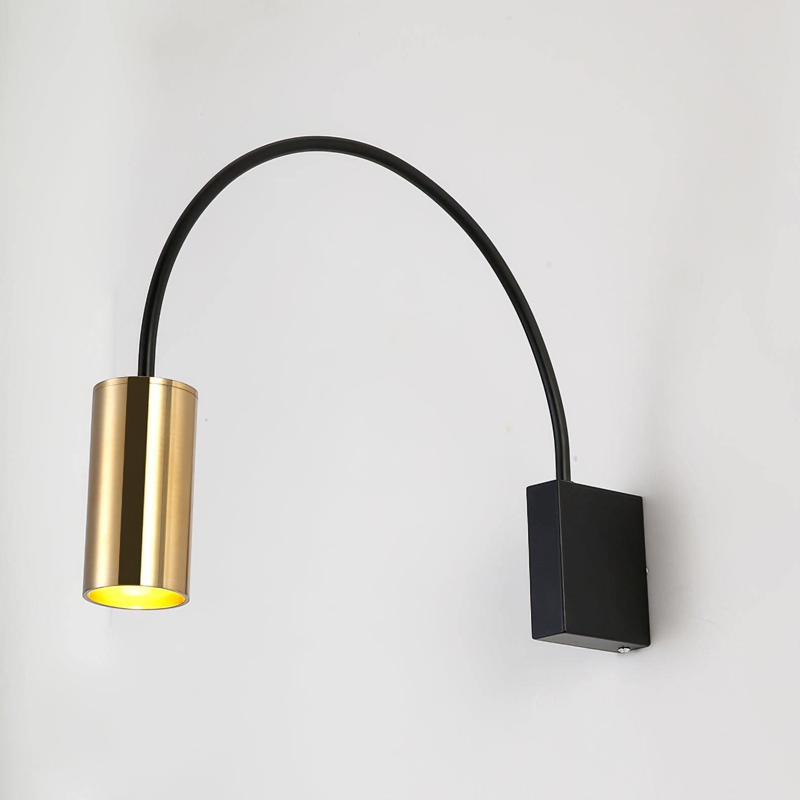 Noviq Contemporary Wall Lamp