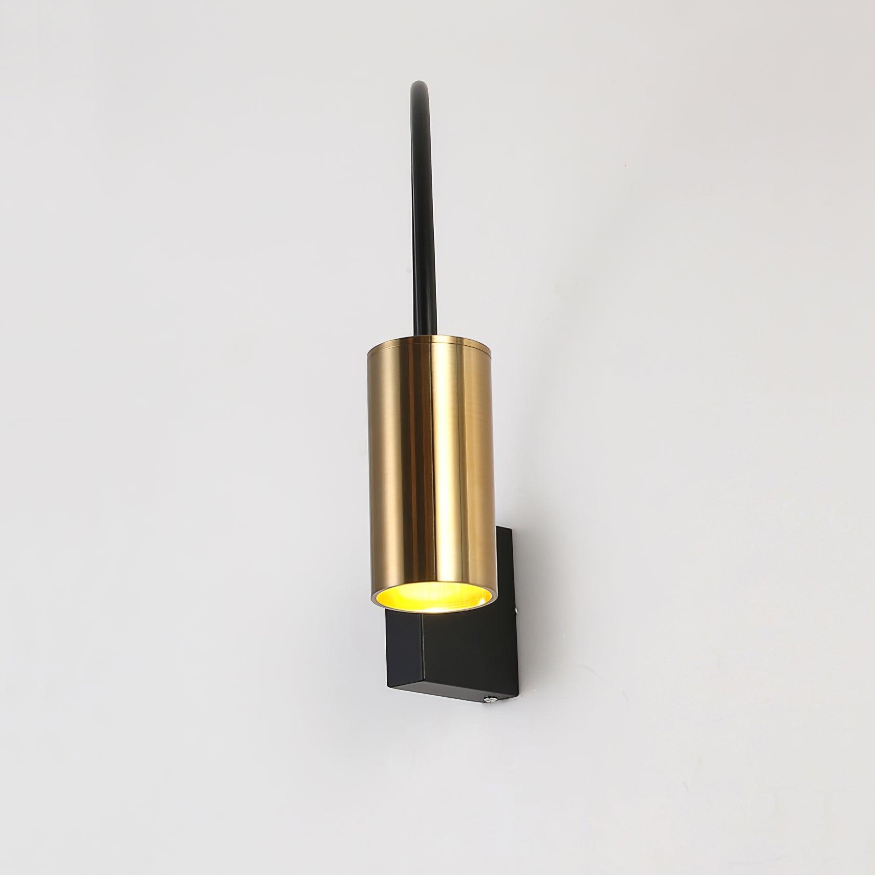 Noviq Contemporary Wall Lamp