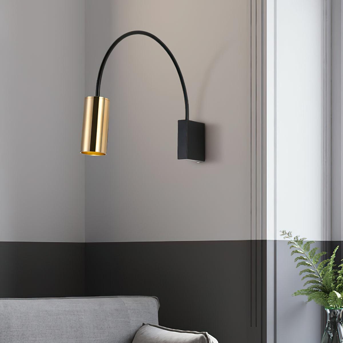 Noviq Contemporary Wall Lamp
