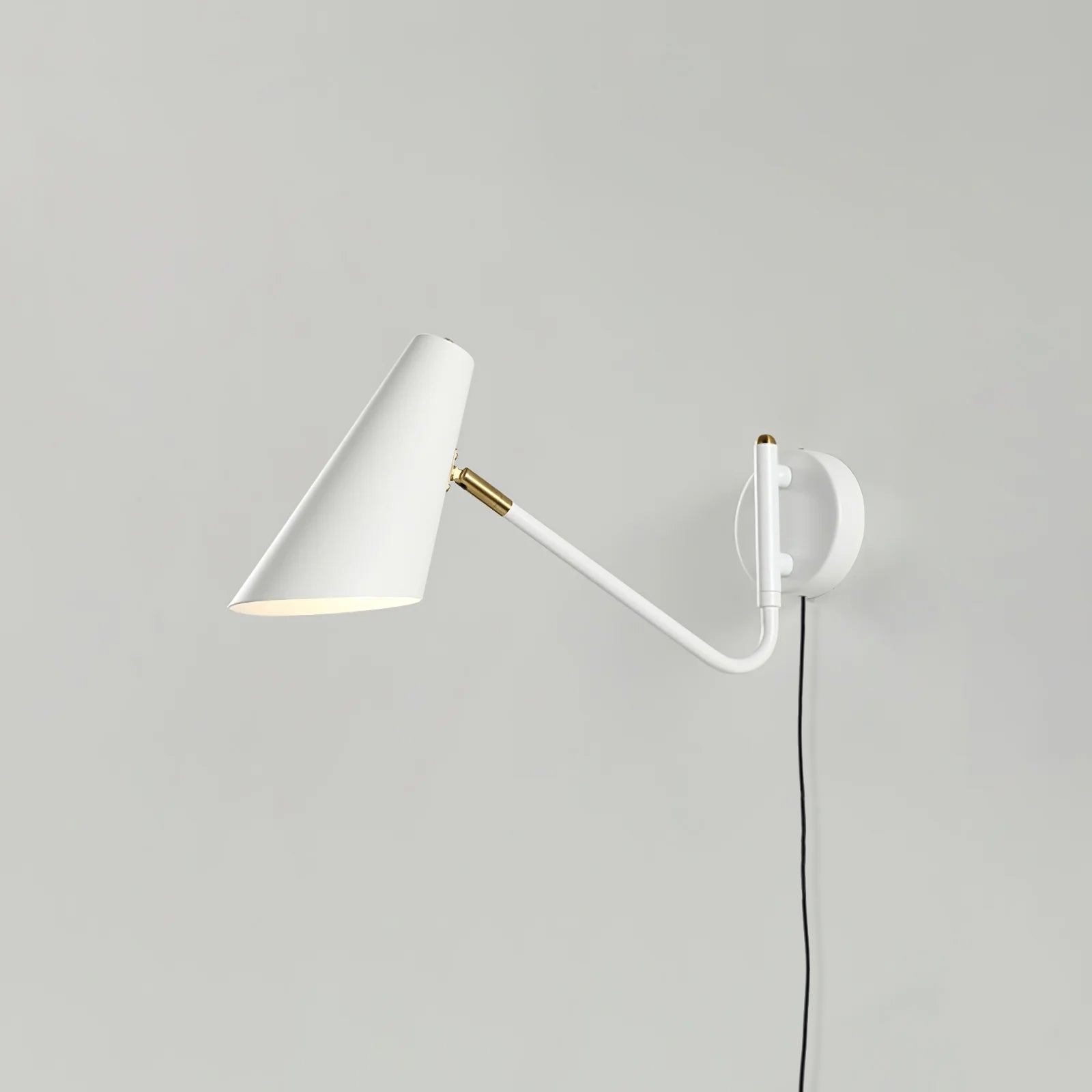 Canore Modern Minimalist Plug-in Sconce Wall lamp