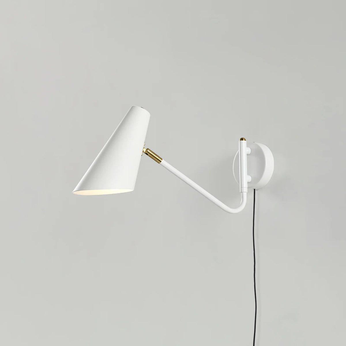 Canore Modern Minimalist Plug-in Sconce Wall lamp
