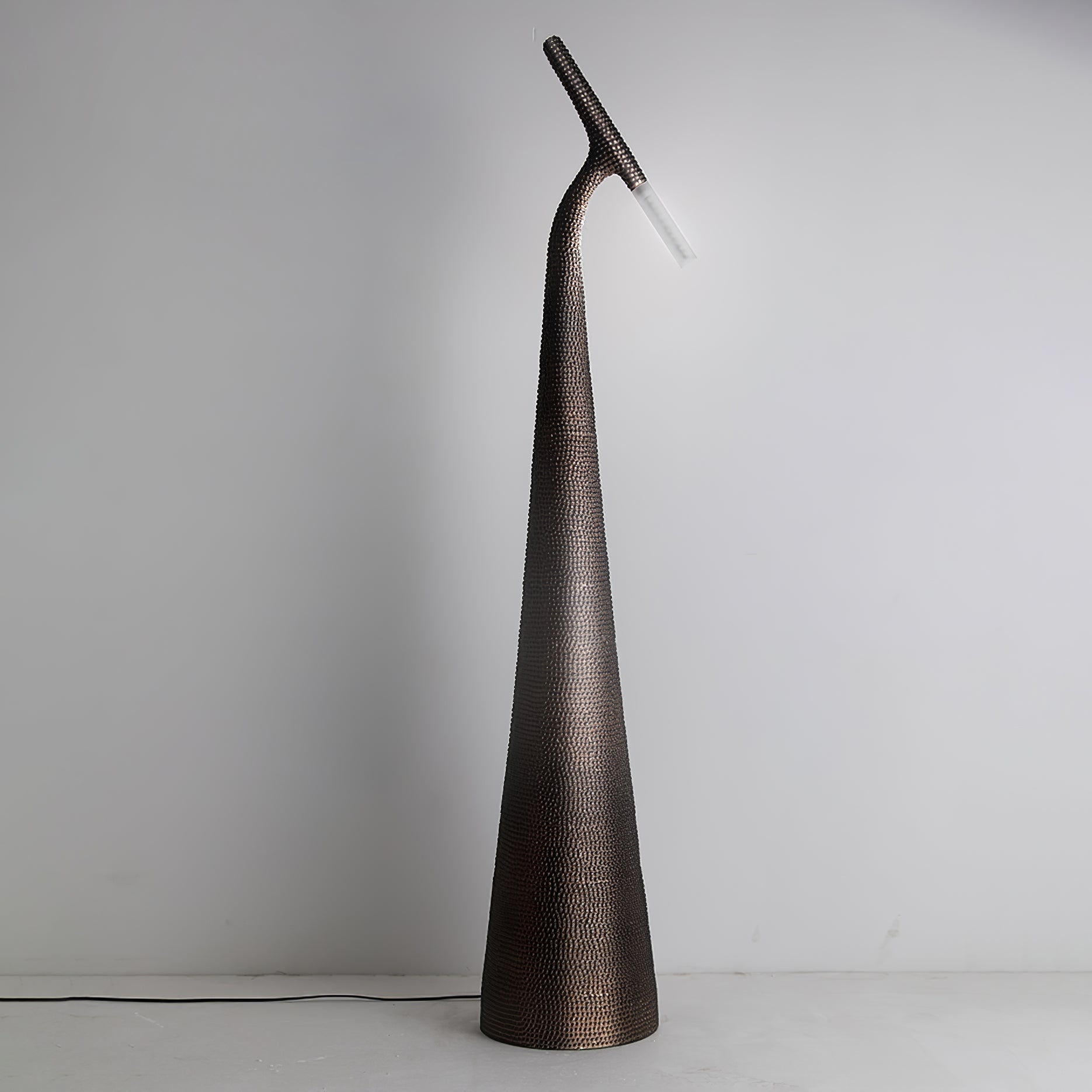 Sysolyra Textured Resin Floor Lamp