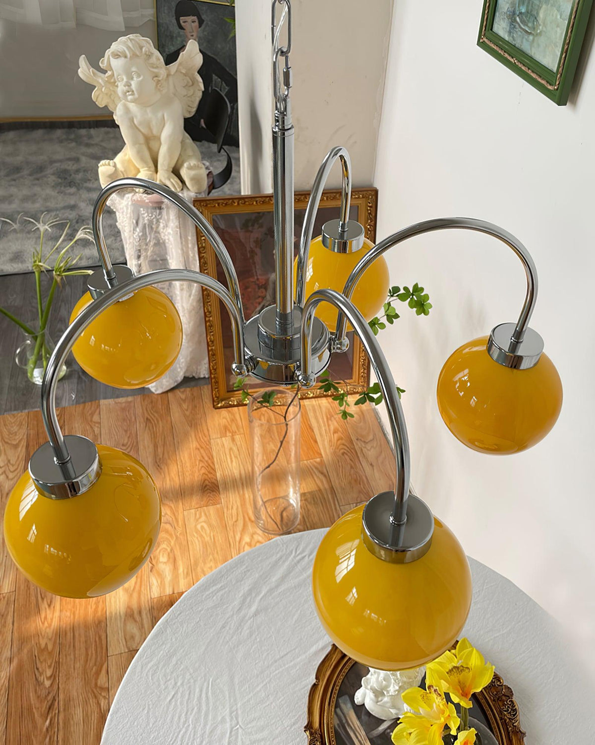 Liororian Chandelier Yellow Glass Globes