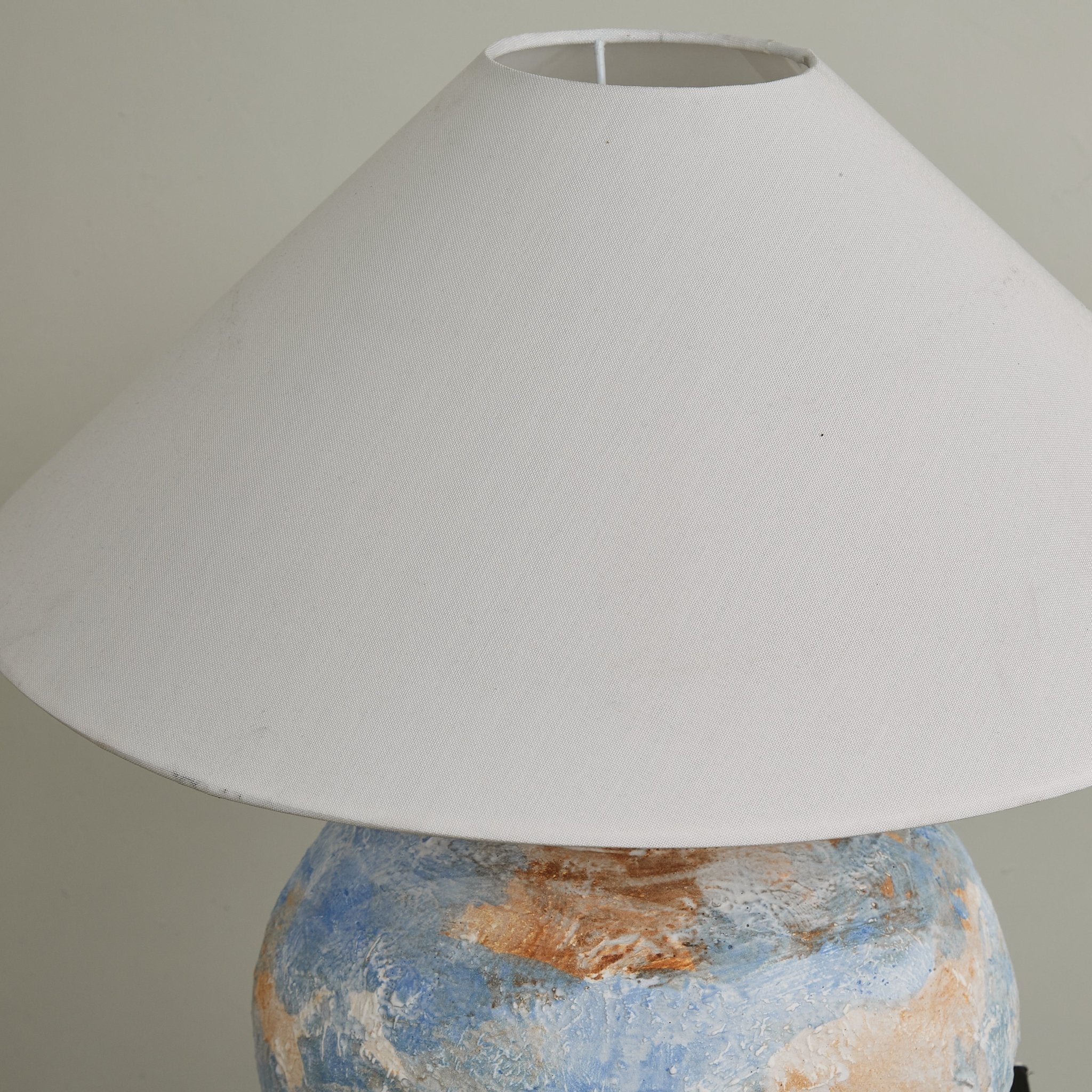 Lydia Modern Table Lamp