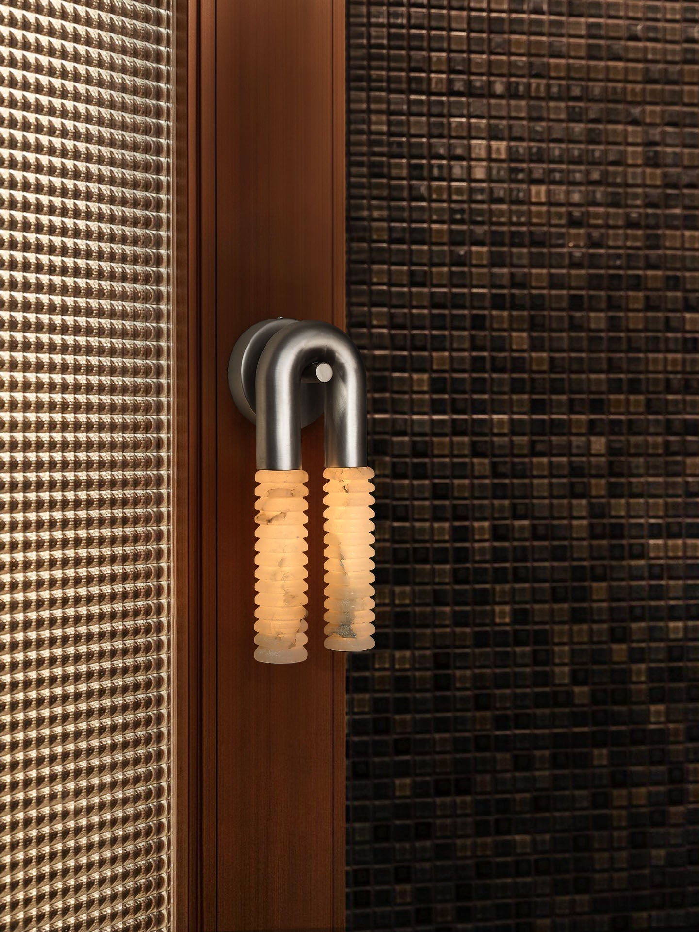 Talbe Alabaster Arc Ridge Modern Wall Lamp