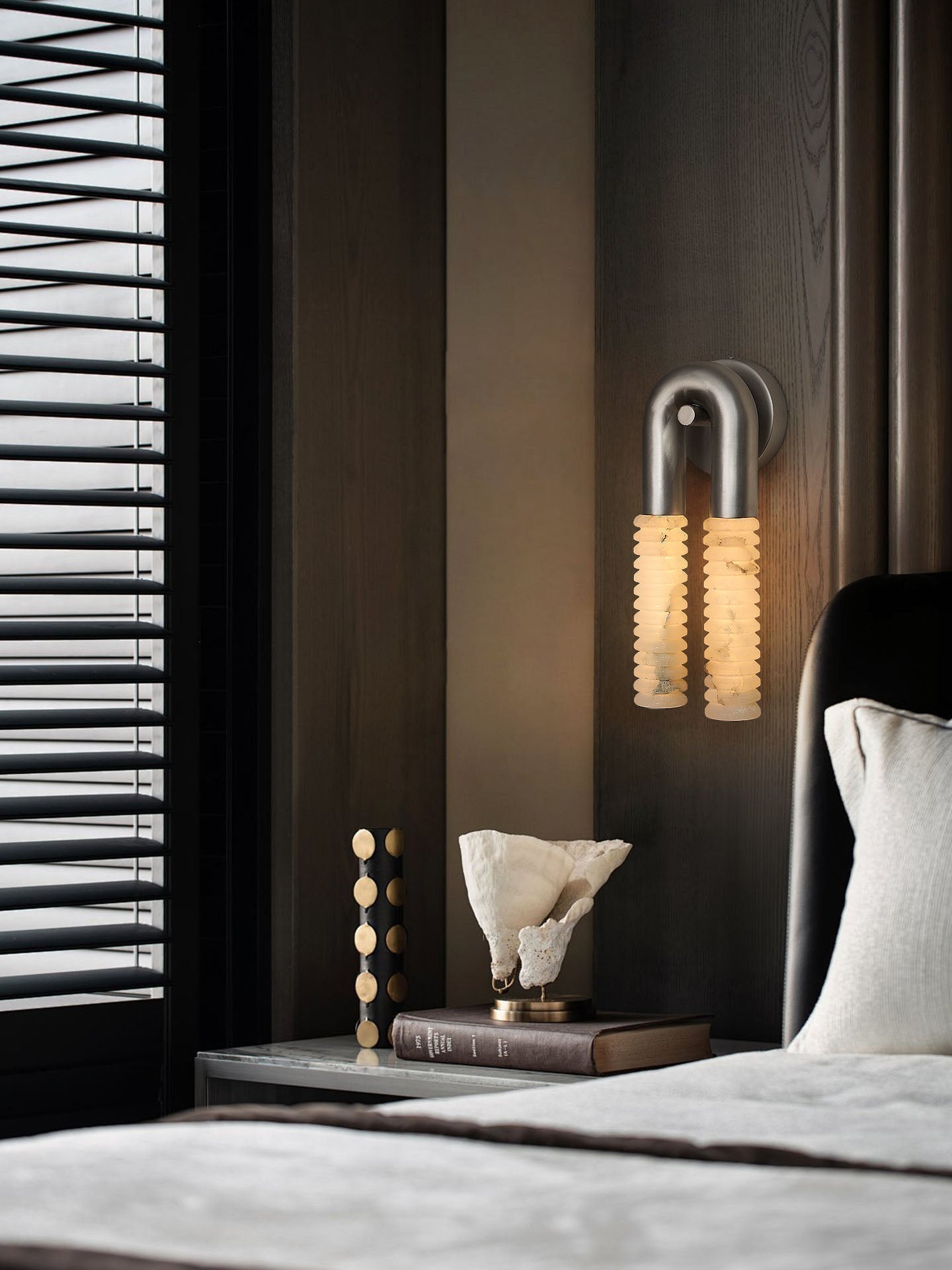 Talbe Alabaster Arc Ridge Modern Wall Lamp