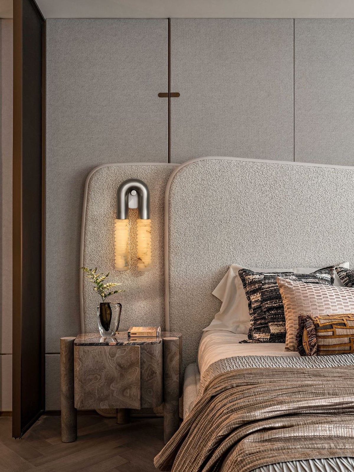 Talbe Alabaster Arc Ridge Modern Wall Lamp
