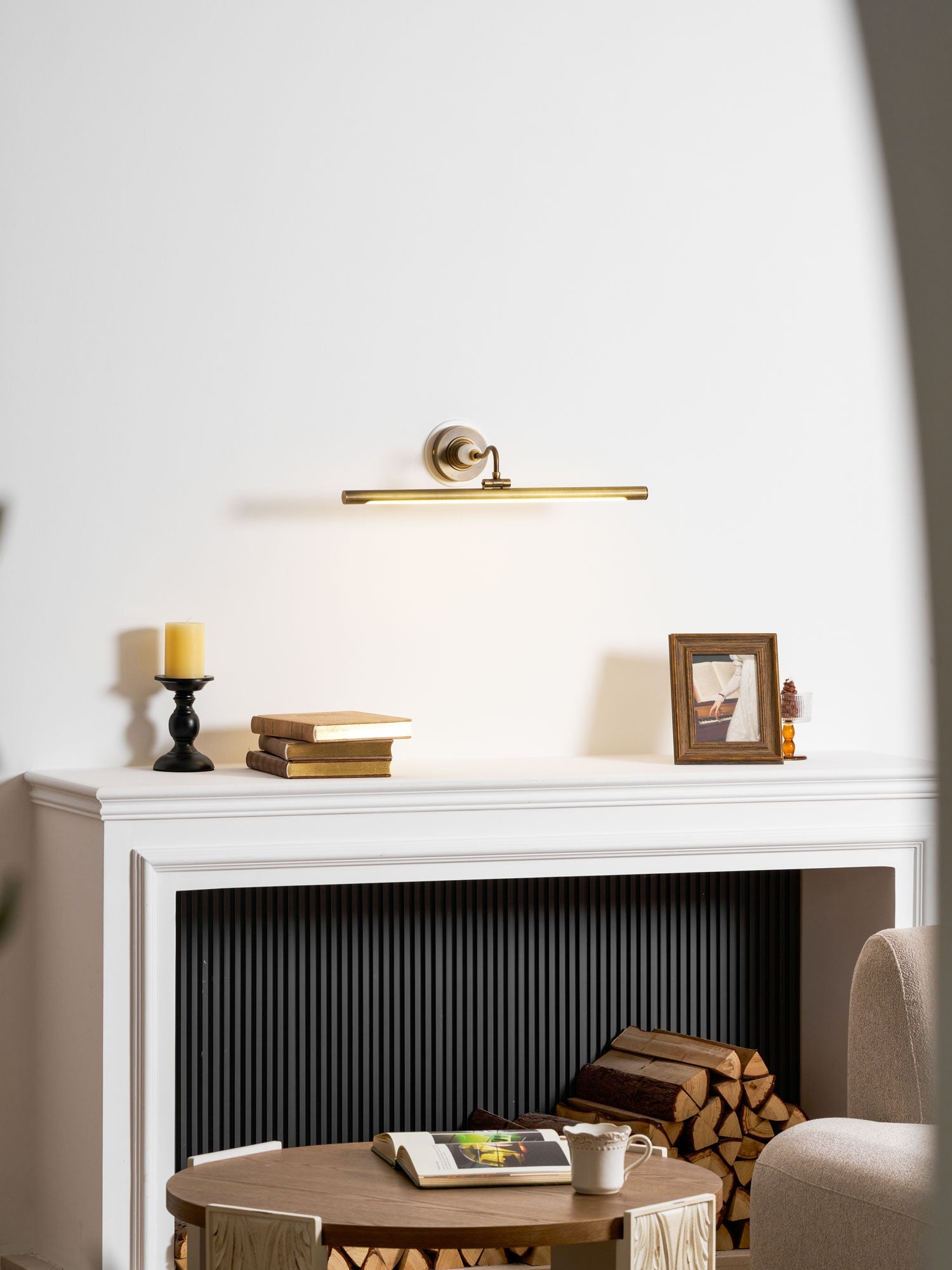 Havenview Art Linear Indoor Wall Light