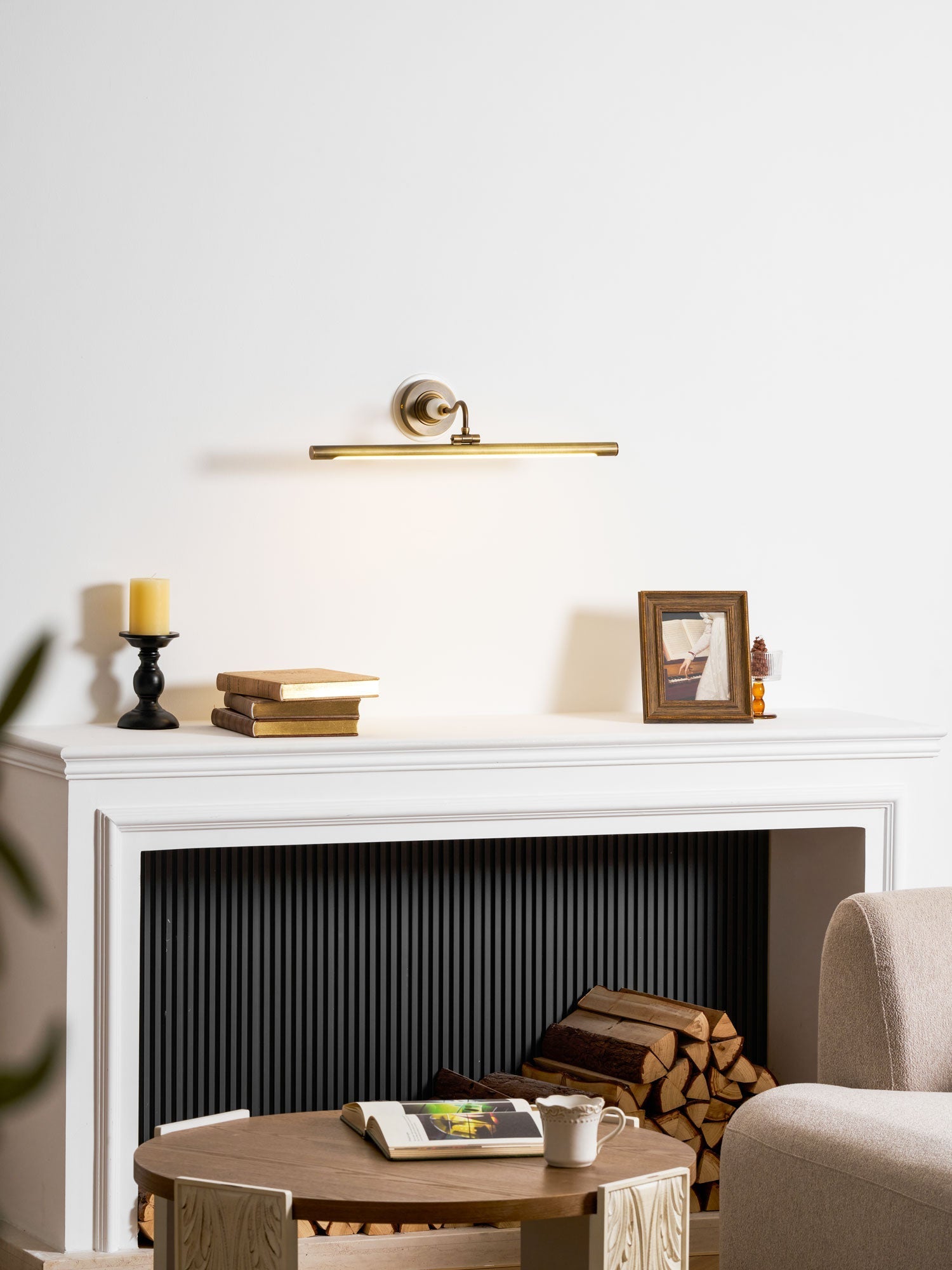 Havenview Art Linear Indoor Wall Light