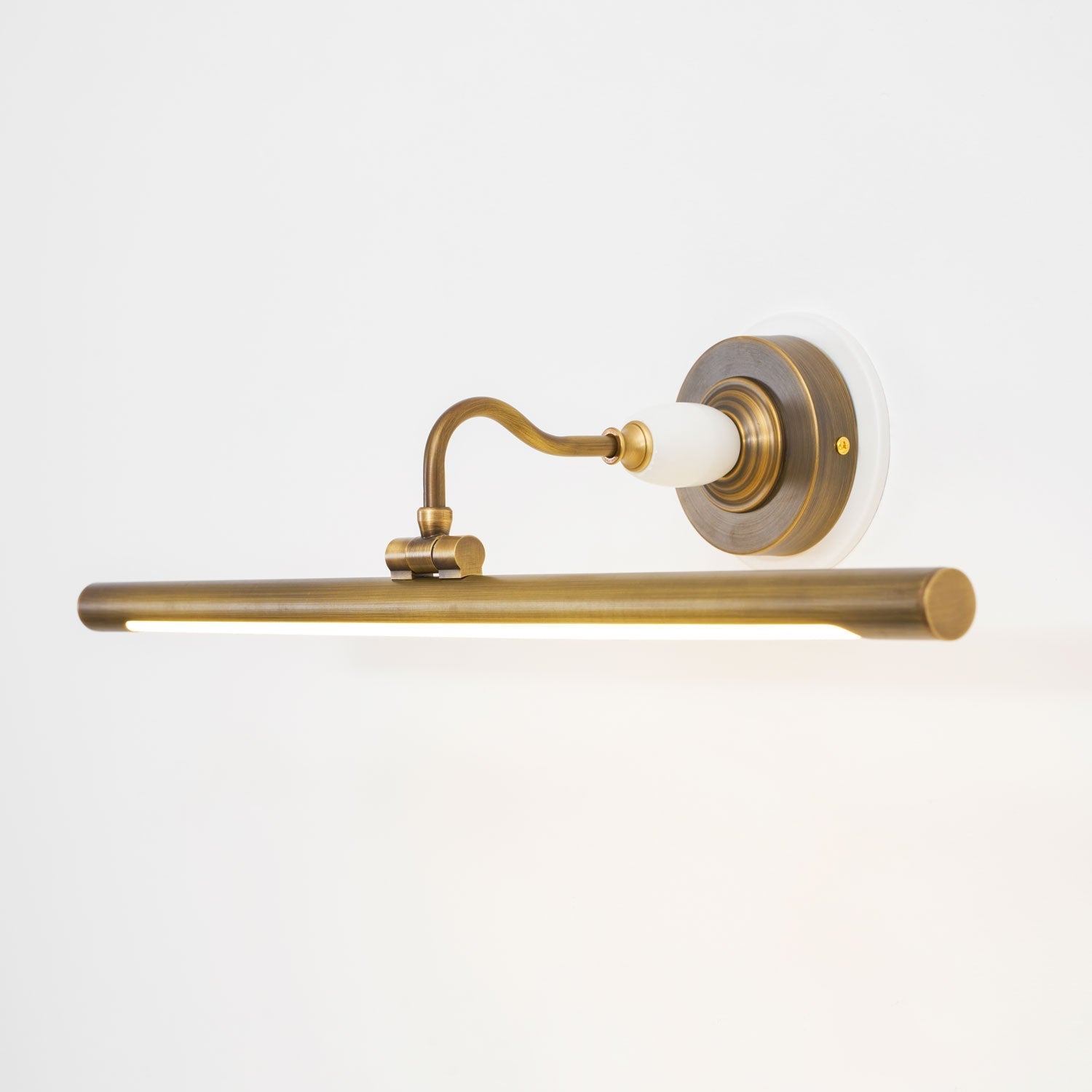 Havenview Art Linear Indoor Wall Light