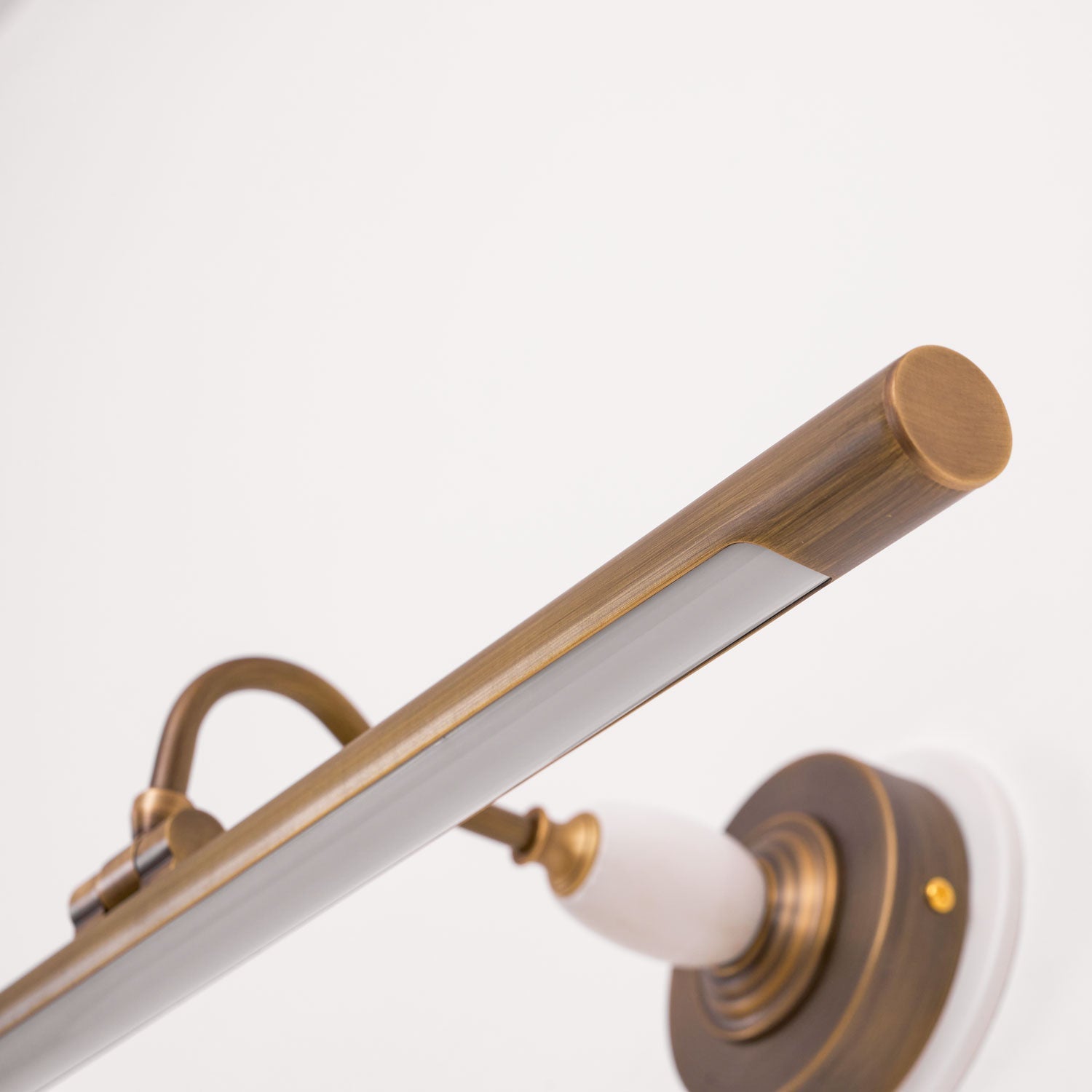 Havenview Art Linear Indoor Wall Light