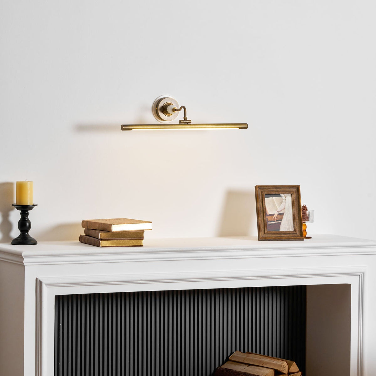 Havenview Art Linear Indoor Wall Light