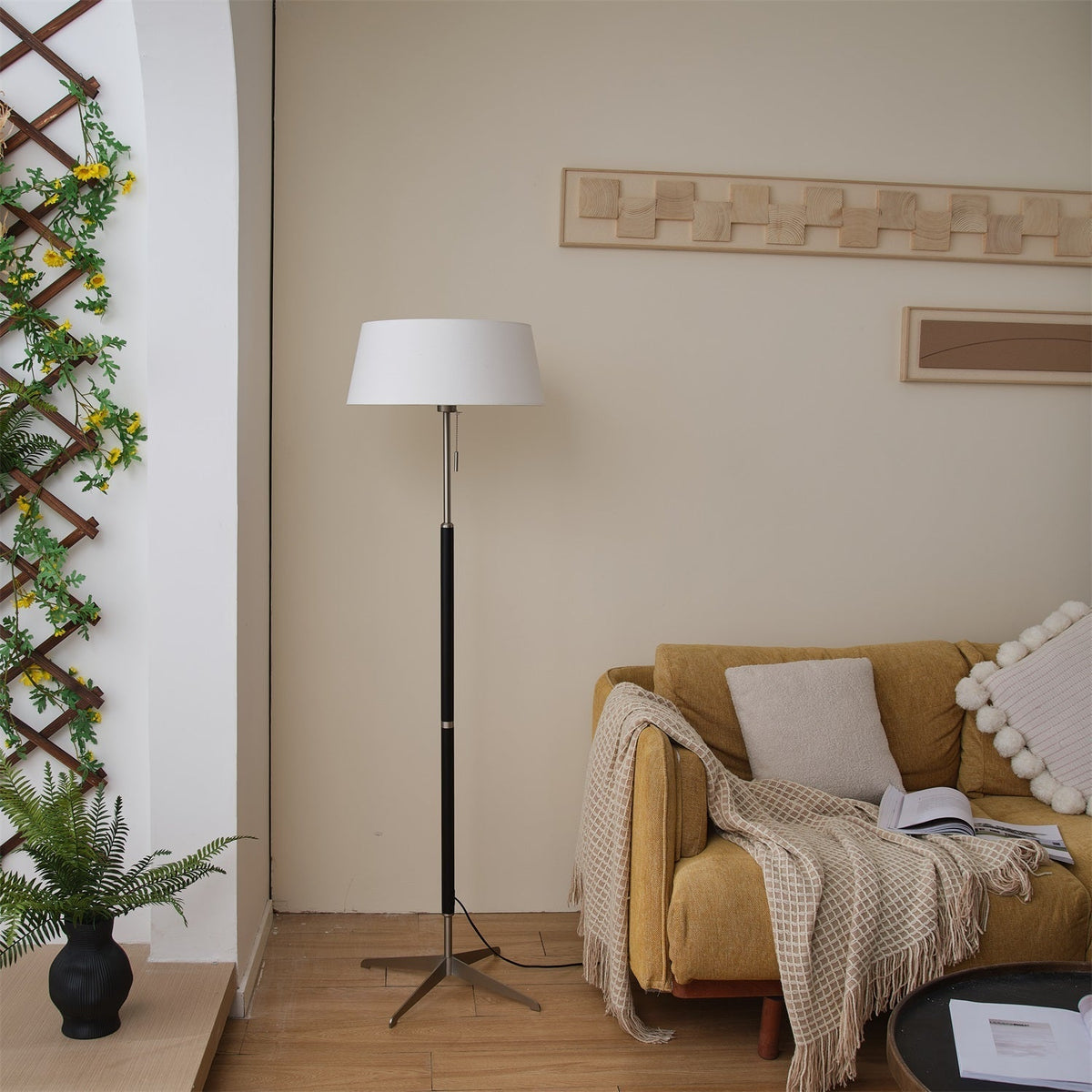 Seliviella Modern Floor Lamp