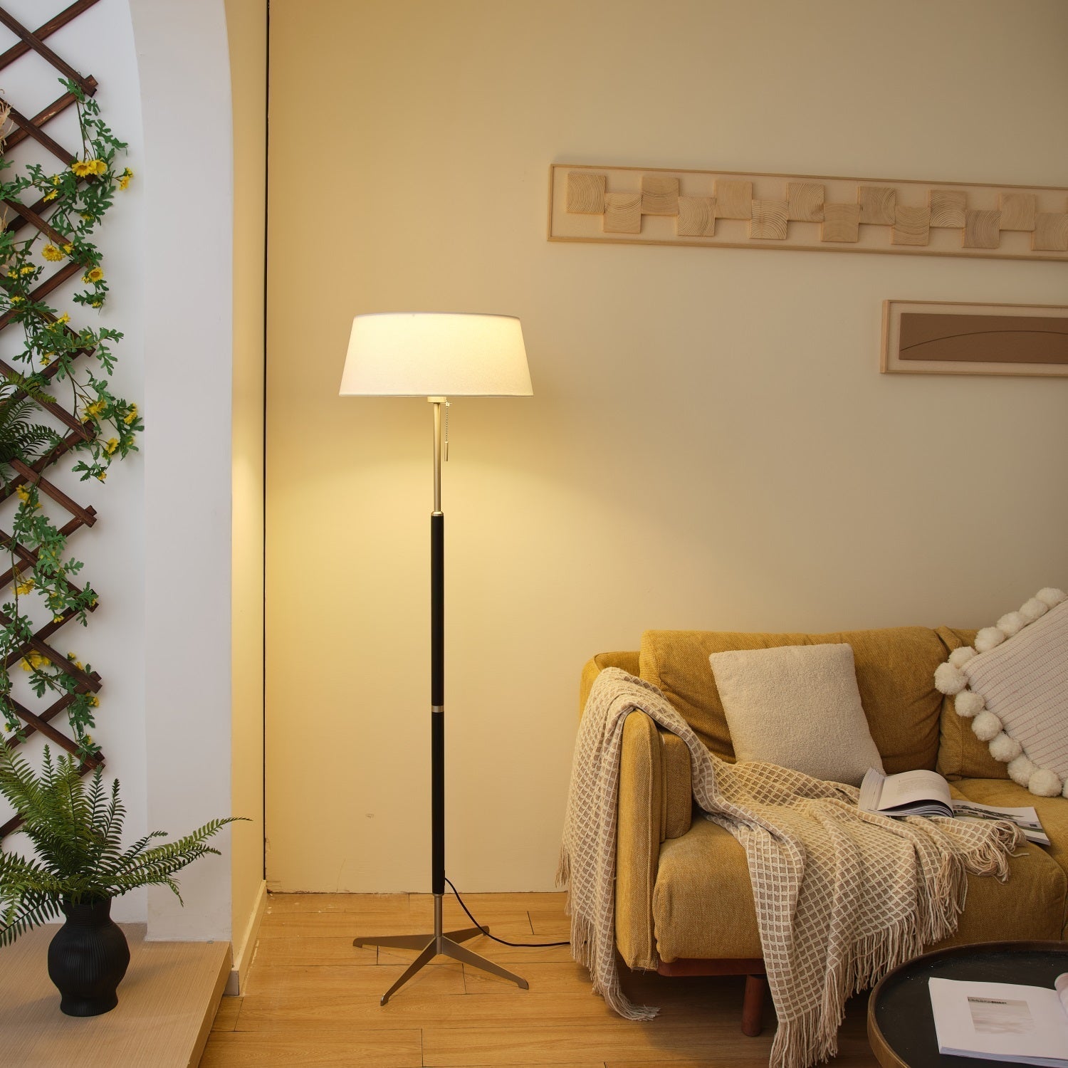 Seliviella Modern Floor Lamp