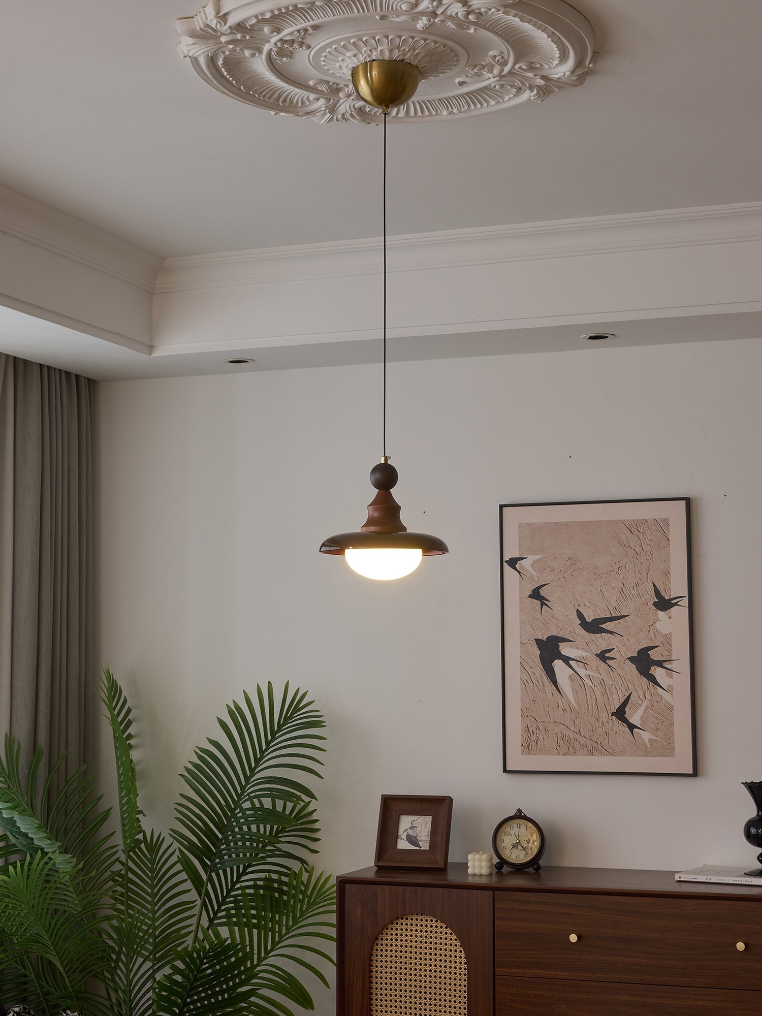 Syraeeth Premium Nordic Art Wood Pendant Light
