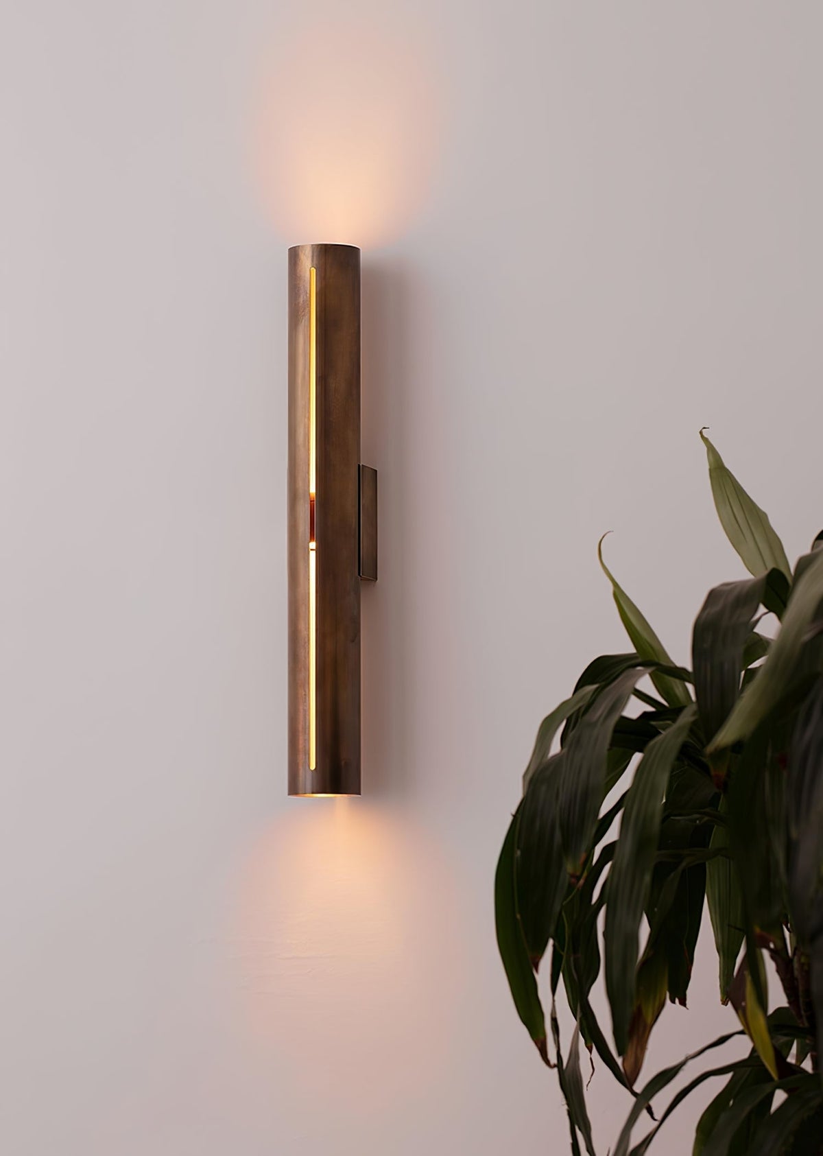 Avsilara Modern Minimalist Cylinder Brass Wall Light