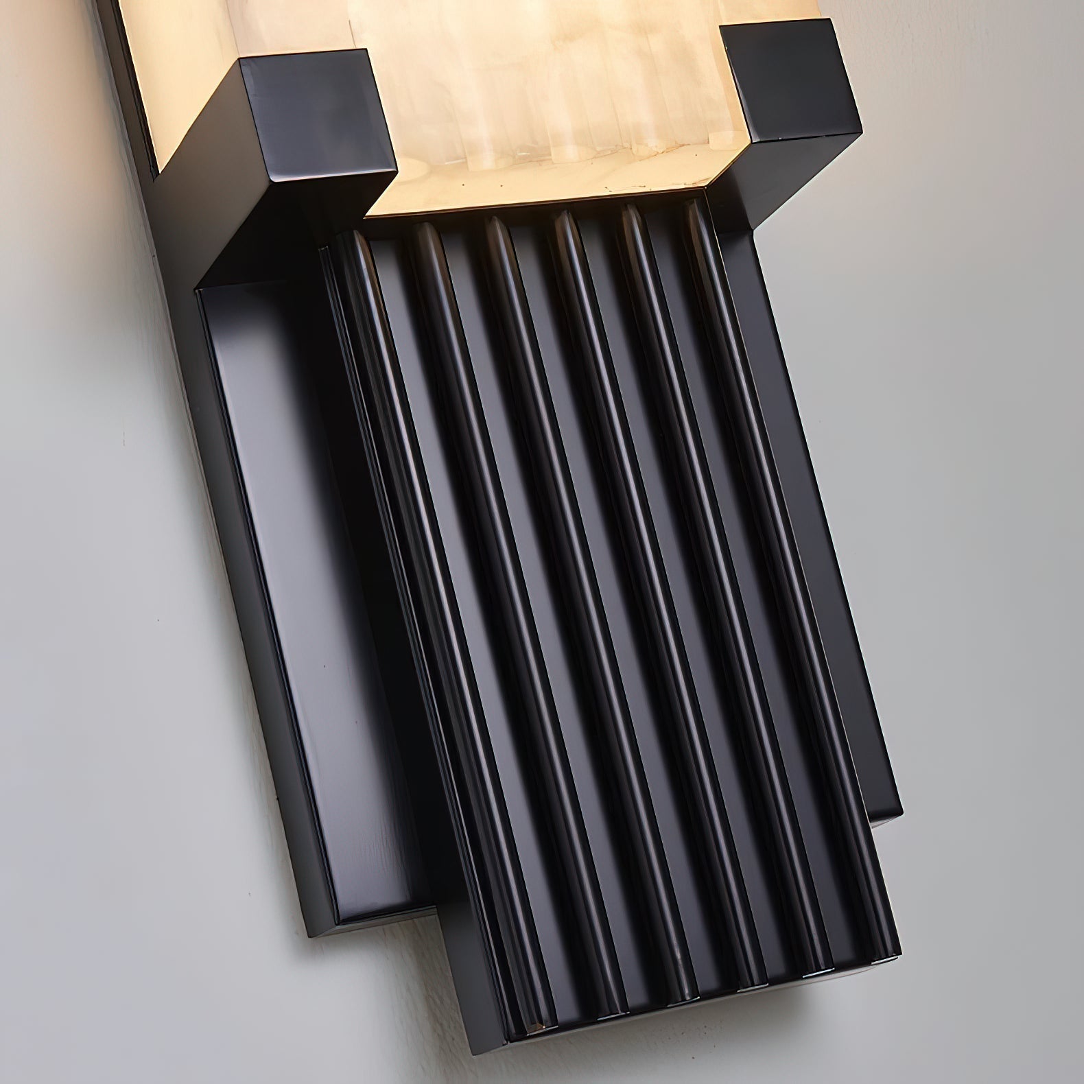 Lumiaine Wall Lamp