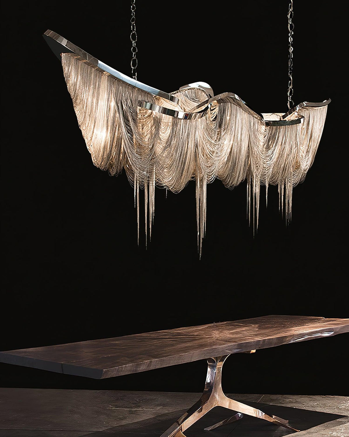 Soleraria Chandelier Tassel Gold