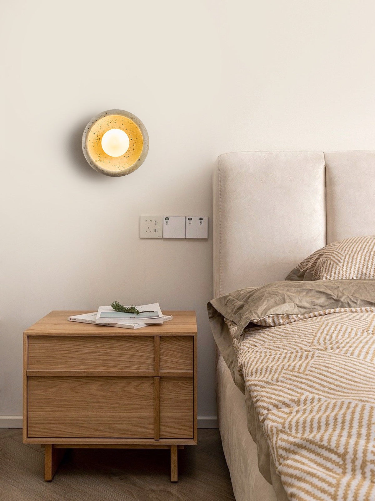 Valiselle Travertine Wall Light