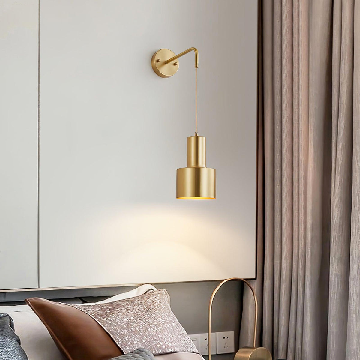 Alvina Modern Minimalist Brass Wall Light