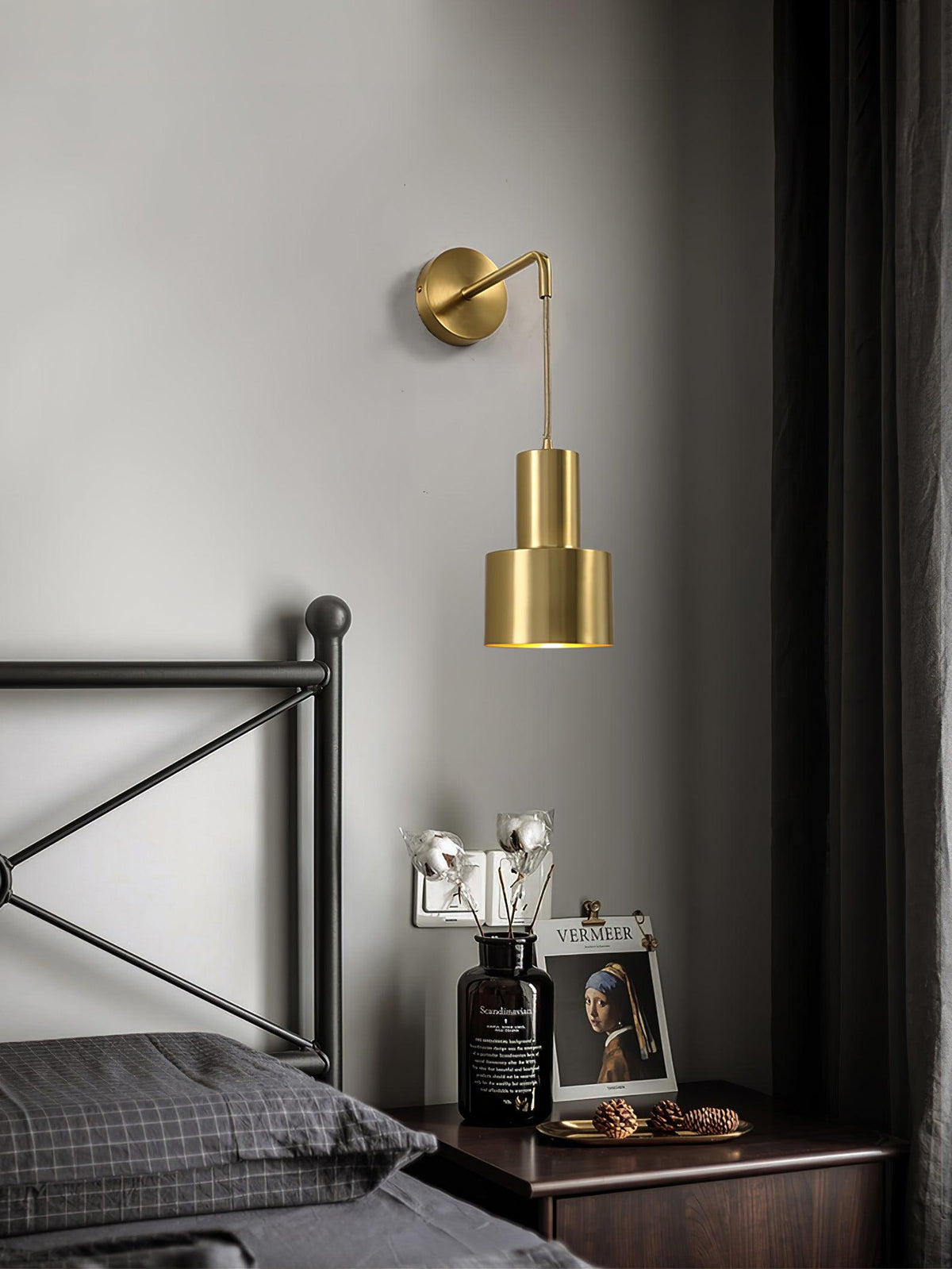 Alvina Modern Minimalist Brass Wall Light