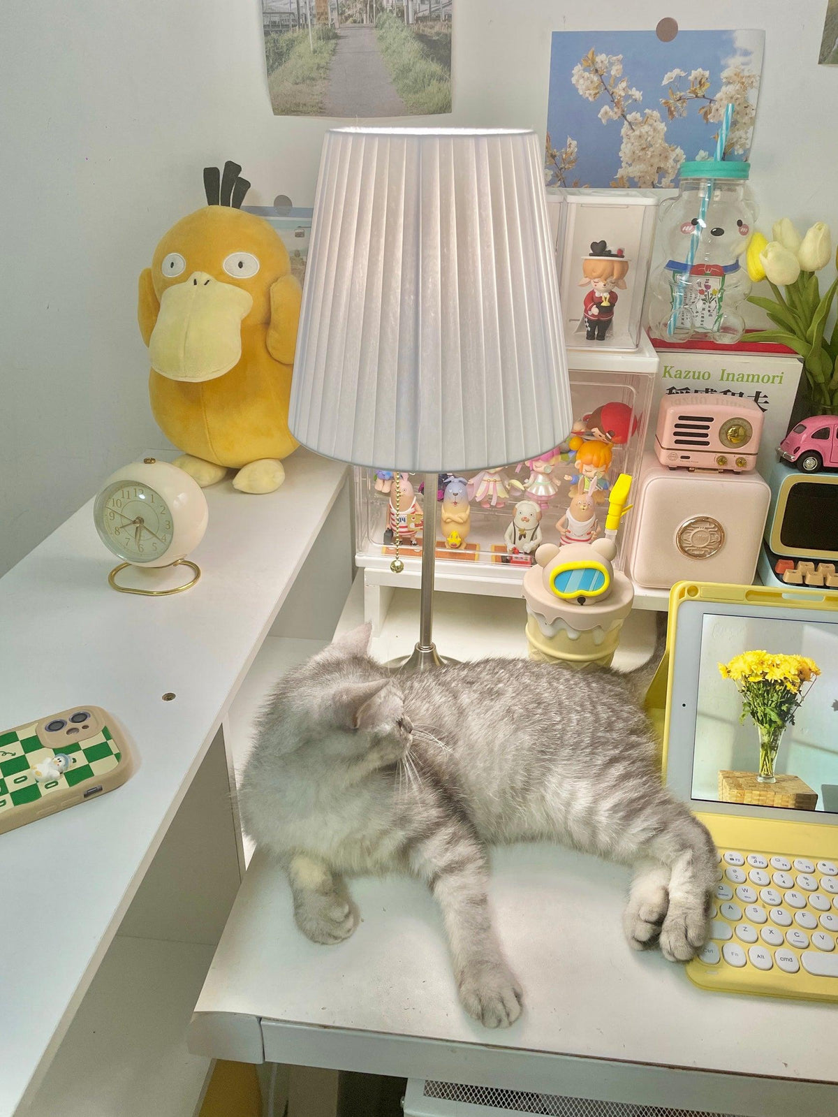 Simplicity  Pleated Fabric Table Lamp