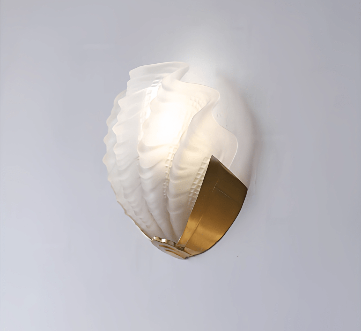 Nico Art Deco Glass Scallop Wall Light