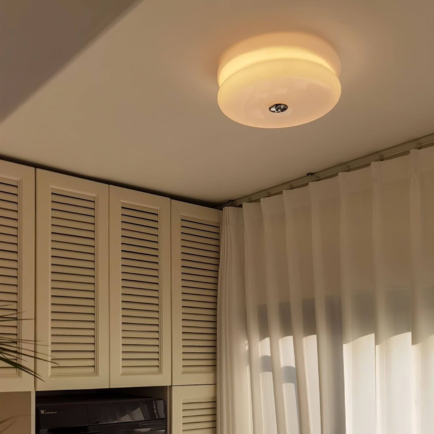Eirinine Ceiling Light Art Deco Vintage Glass
