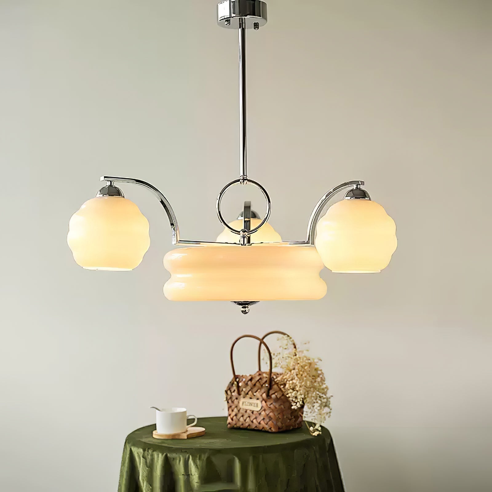 Lustra Chandelier Art Deco Vintage Gold Glass Shades - Neutral Decor