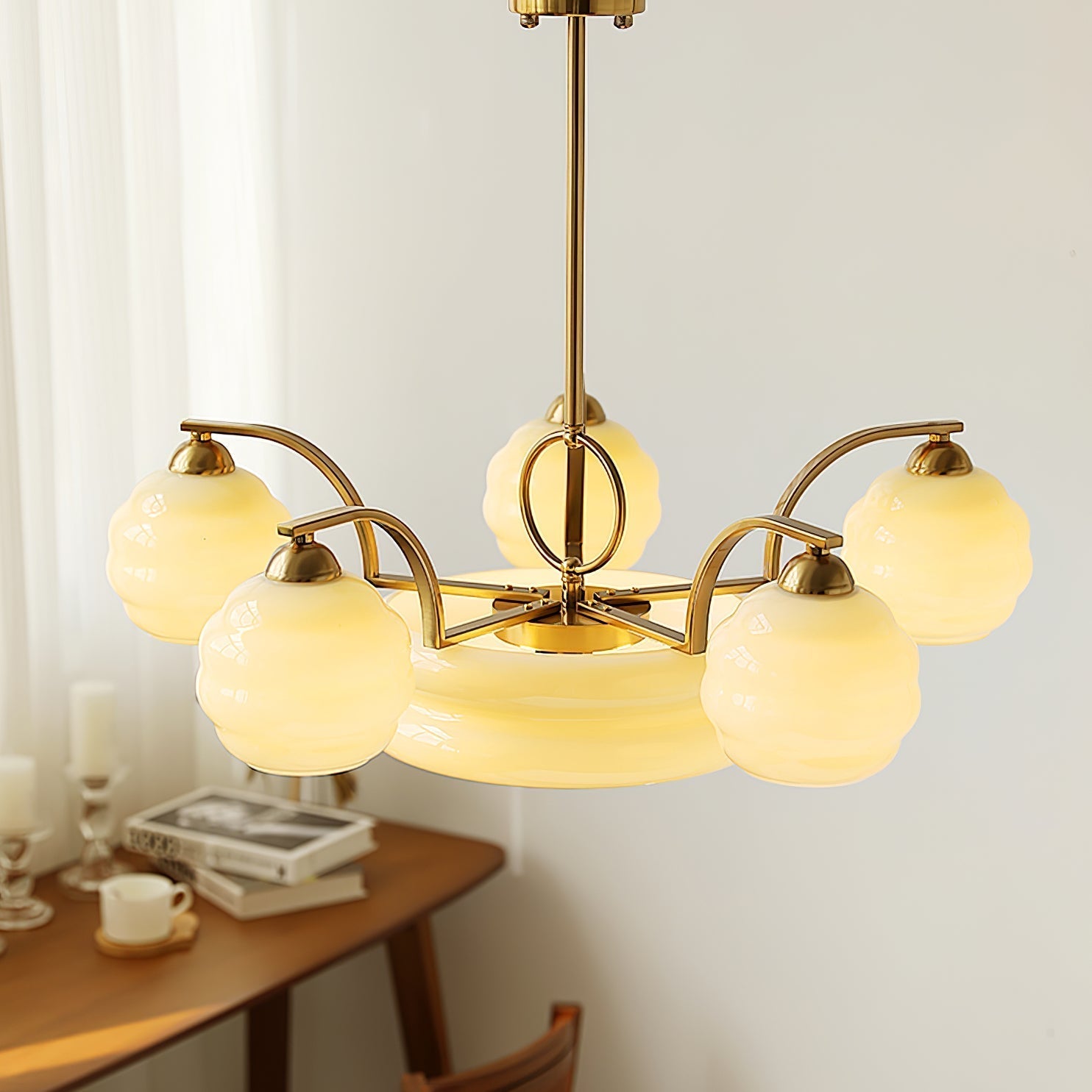 Lustra Chandelier Art Deco Vintage Gold Glass Shades - Neutral Decor