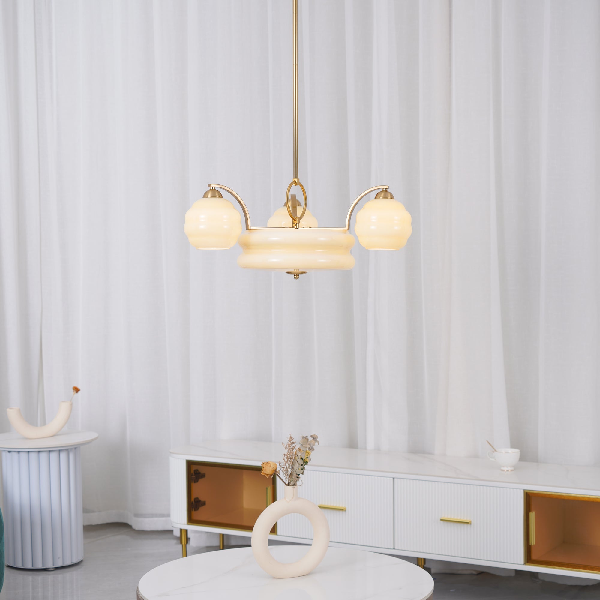 Lustra Chandelier Art Deco Vintage Gold Glass Shades - Neutral Decor