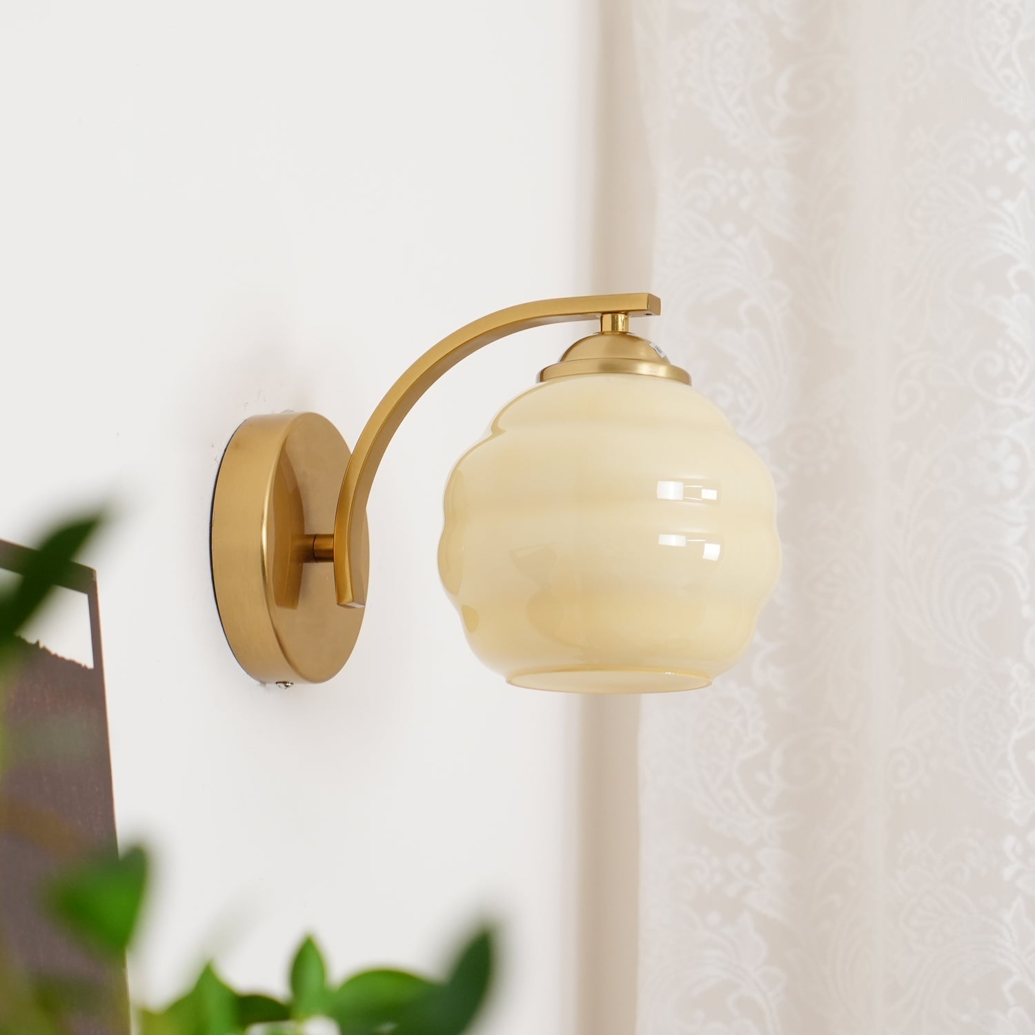 Eiraaine Wall Lamp Art Deco Glass Chrome