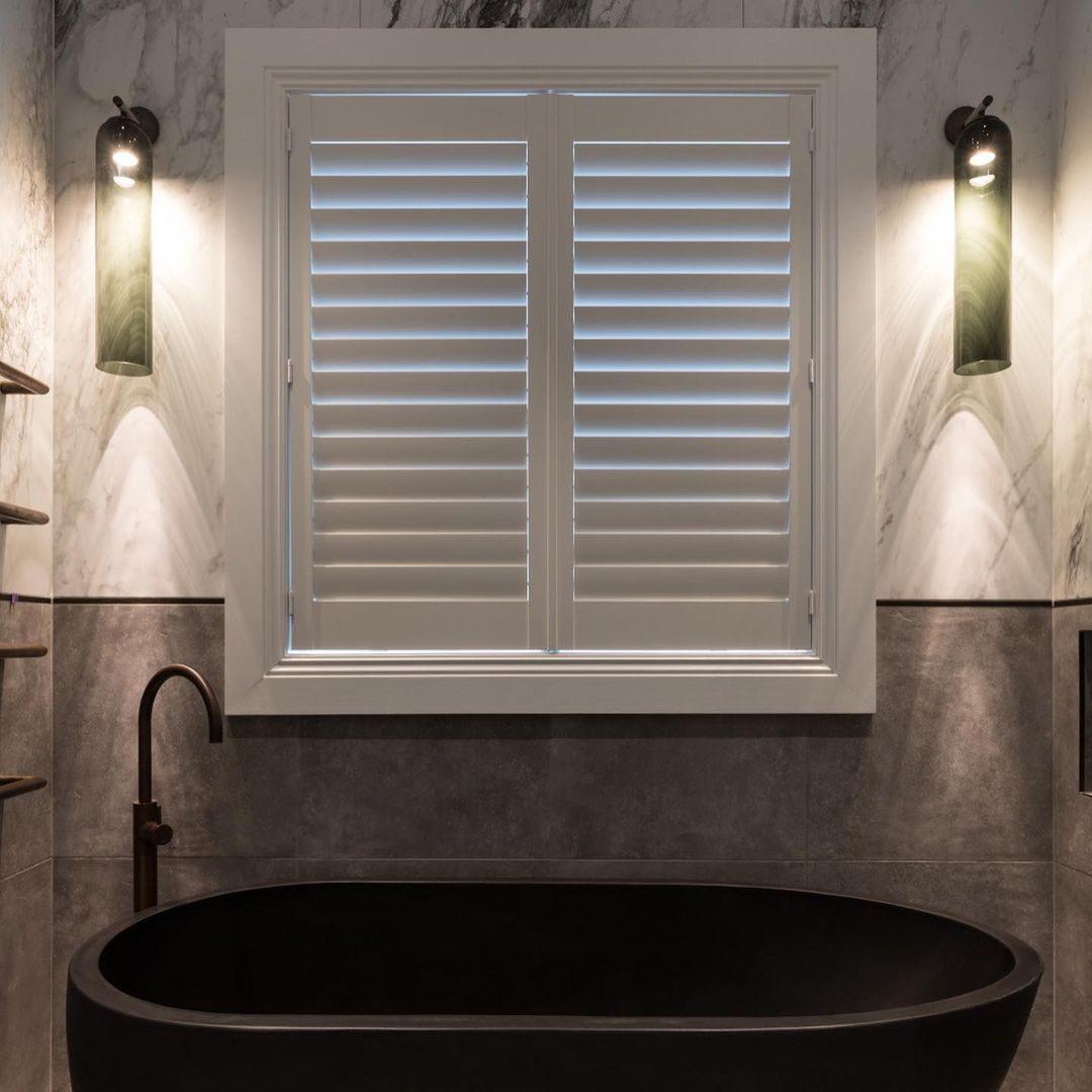 Beauford Glass Indoor Wall Light