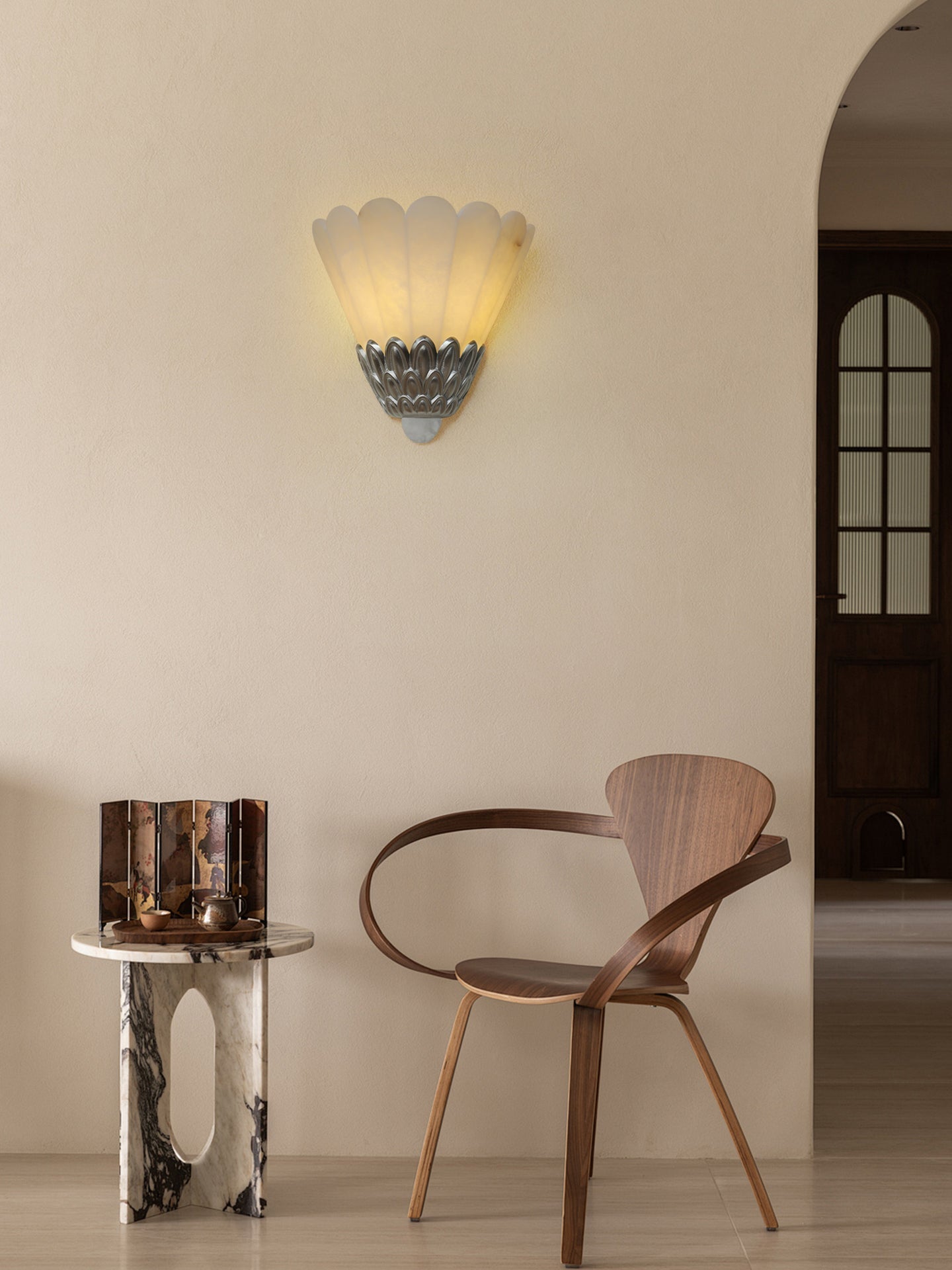 Marbe Vintage Alabaster Petal Wall Lamp