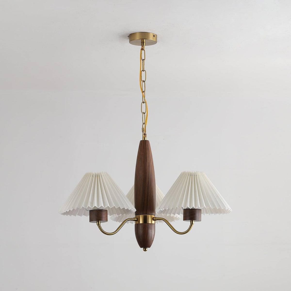Rinalira Chandelier Walnut Brass Elegant