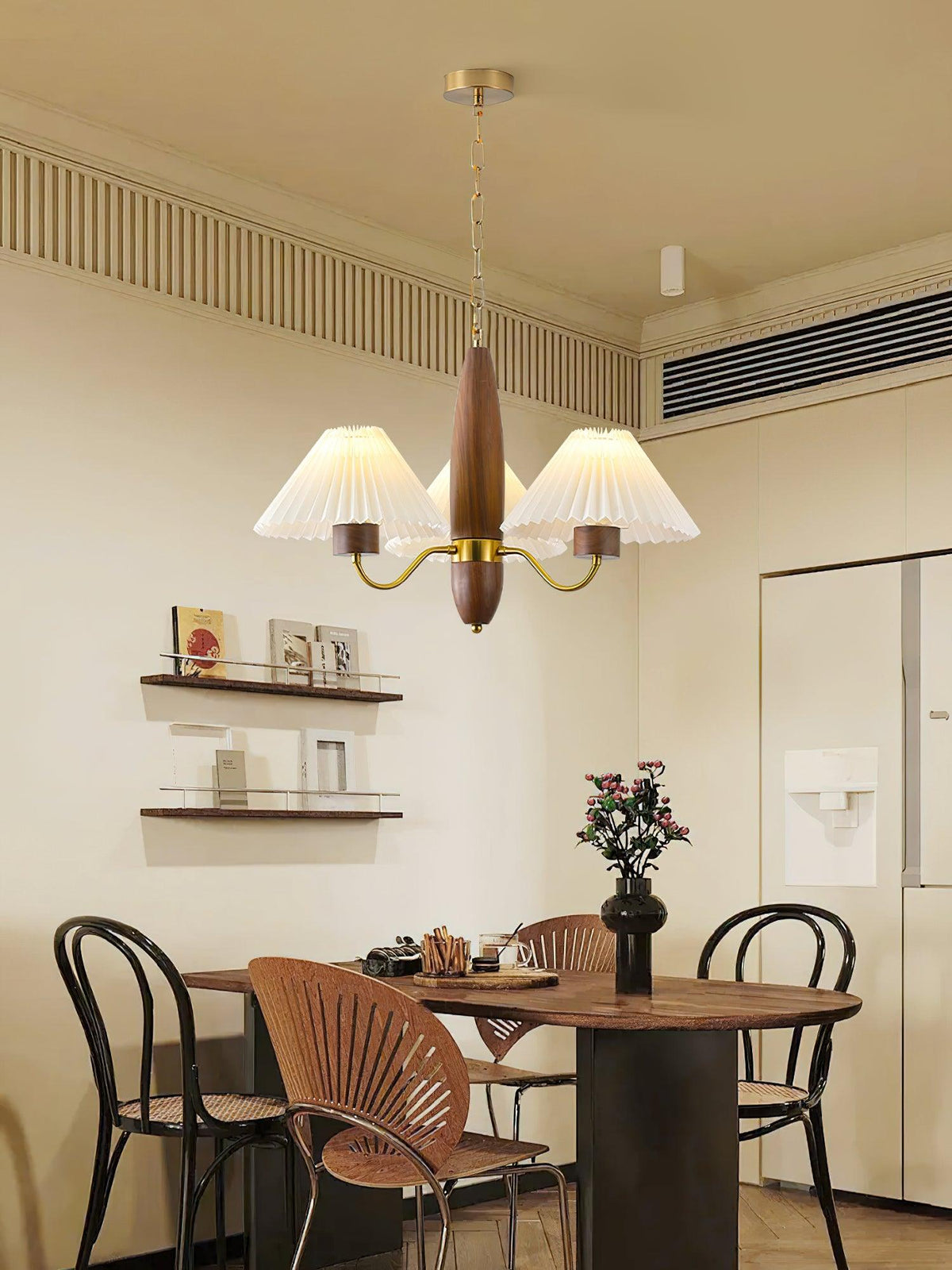 Rinalira Chandelier Walnut Brass Elegant