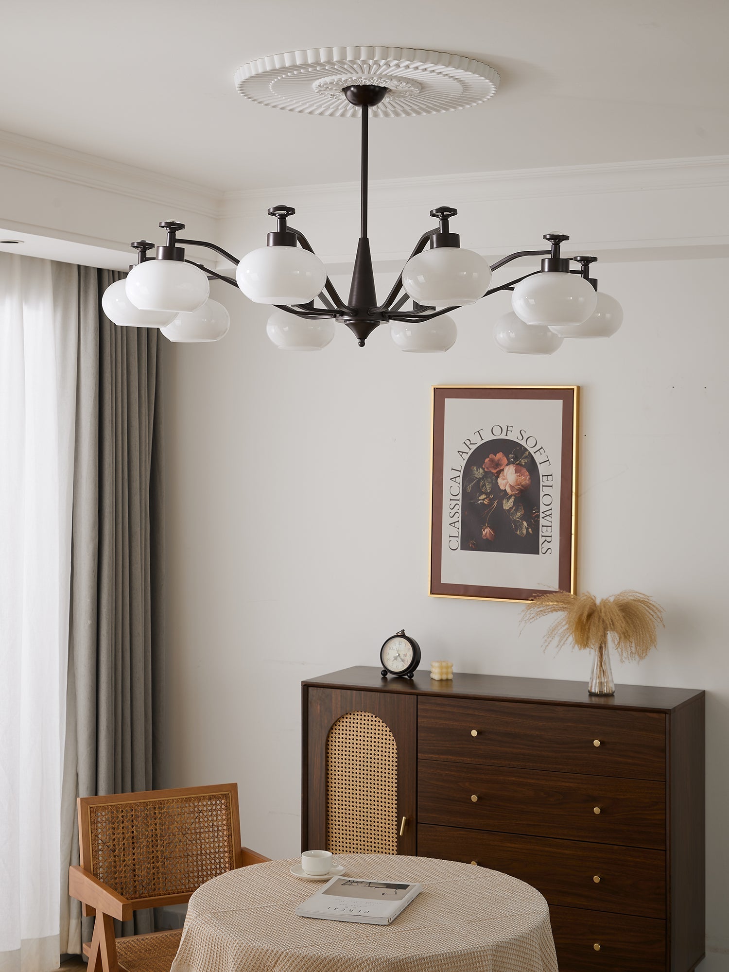 Althaen Elegance Vintage Glass Chandelier