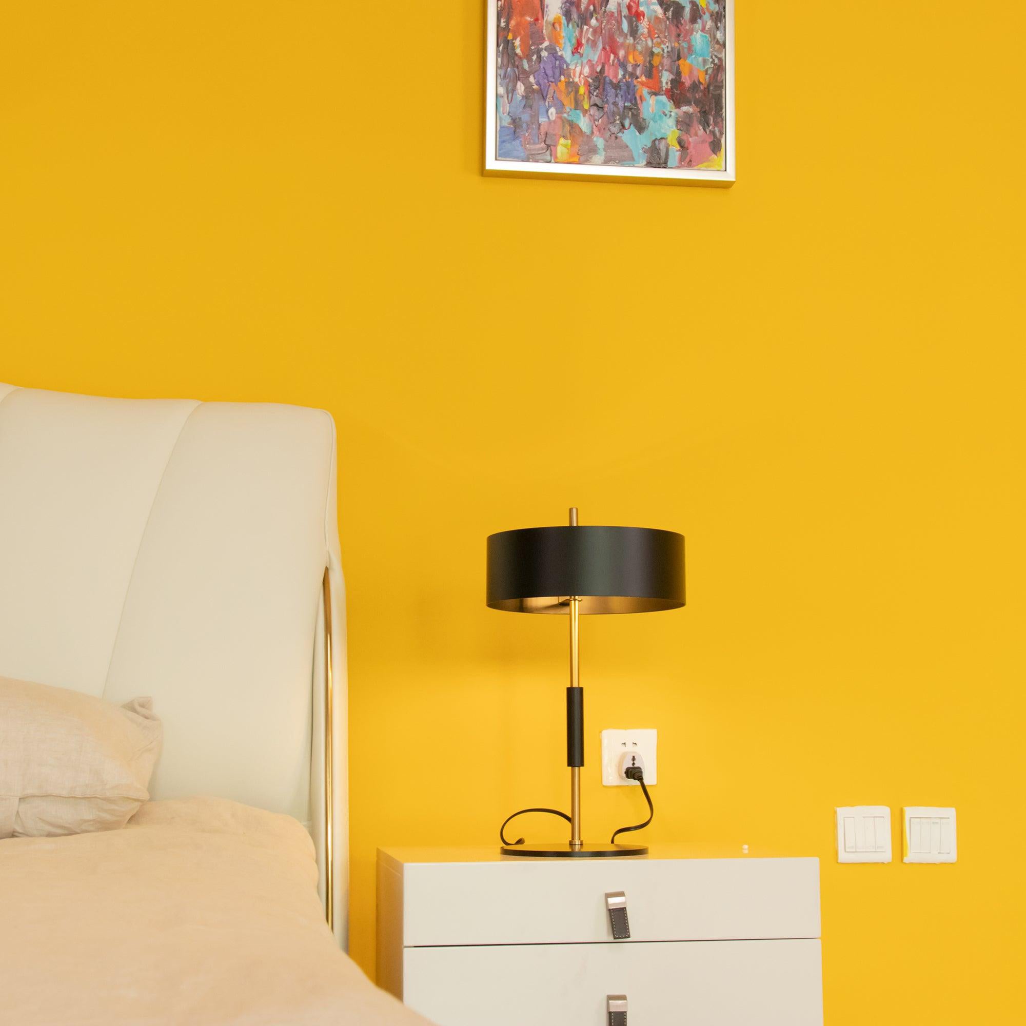 Zenith Minimalist Table Lamp
