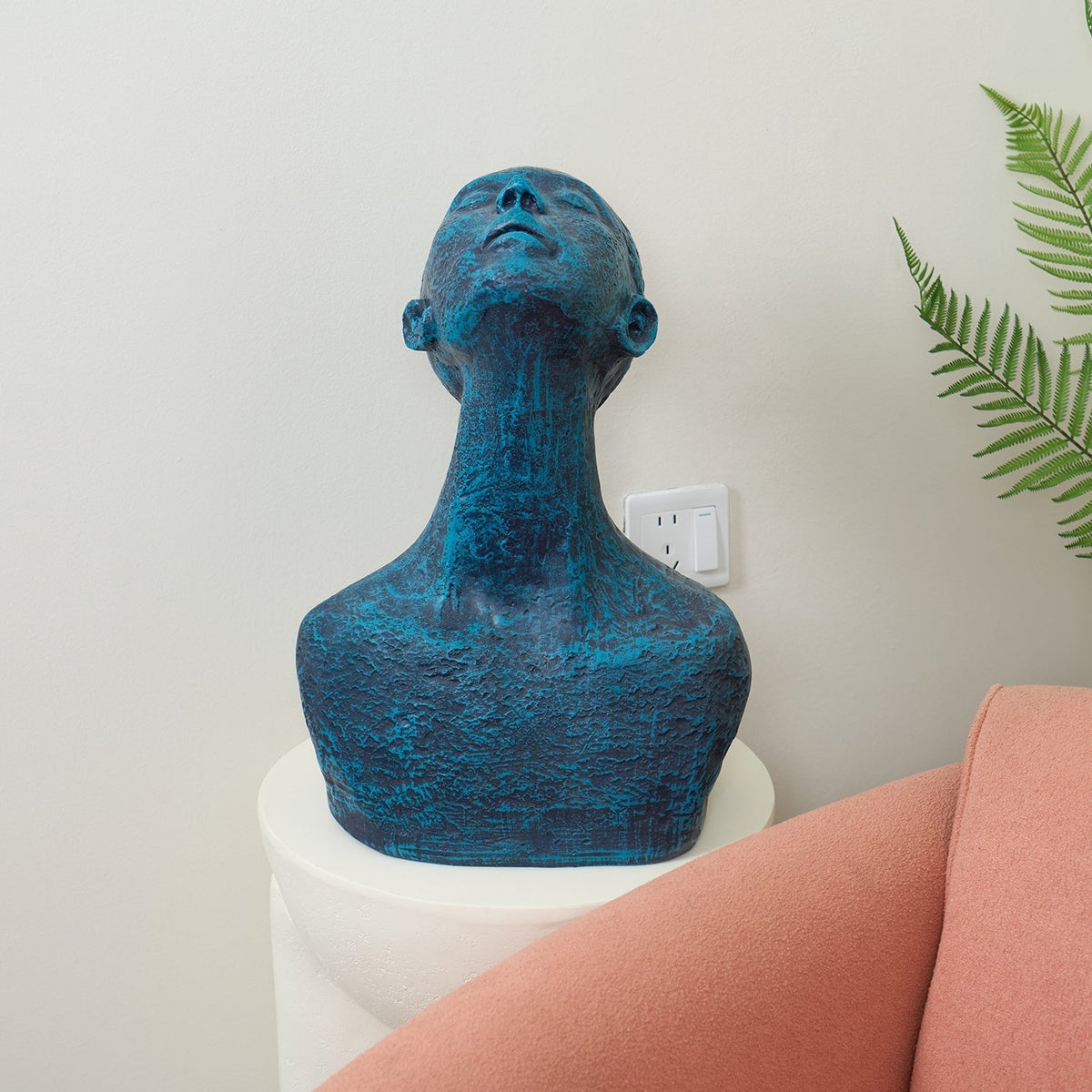 Bolt Guardian Sculpture Table Ornaments