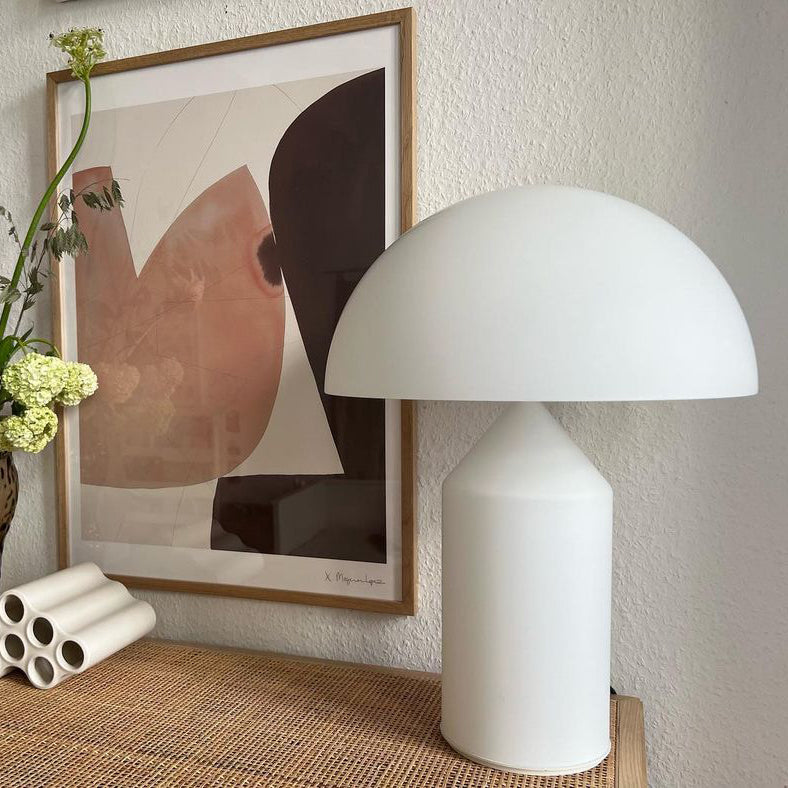 Selisina Industrial Minimalist Table Lamp