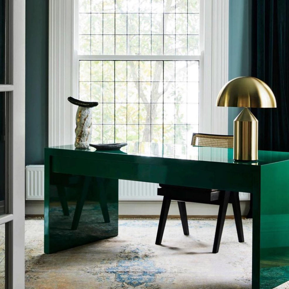 Selisina Industrial Minimalist Table Lamp