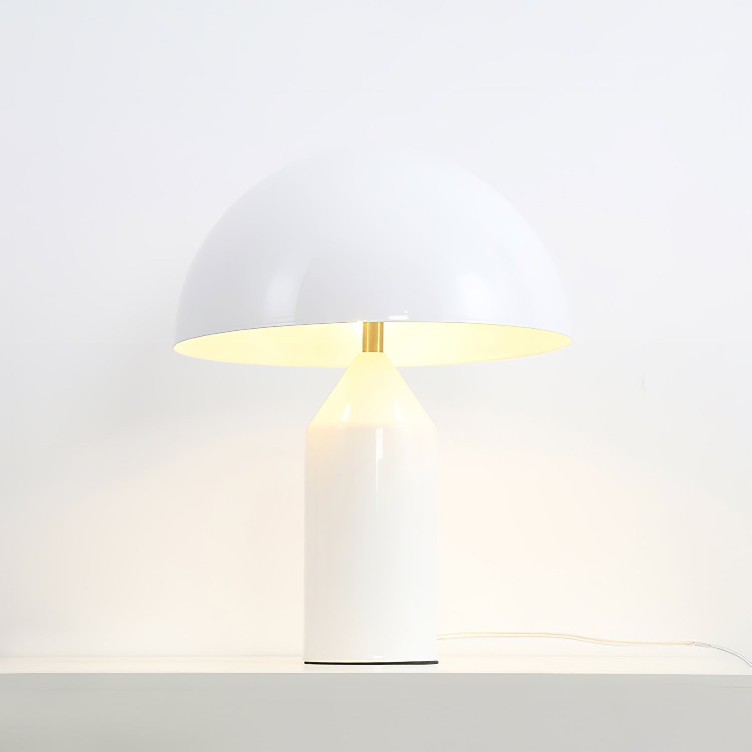 Selisina Industrial Minimalist Table Lamp