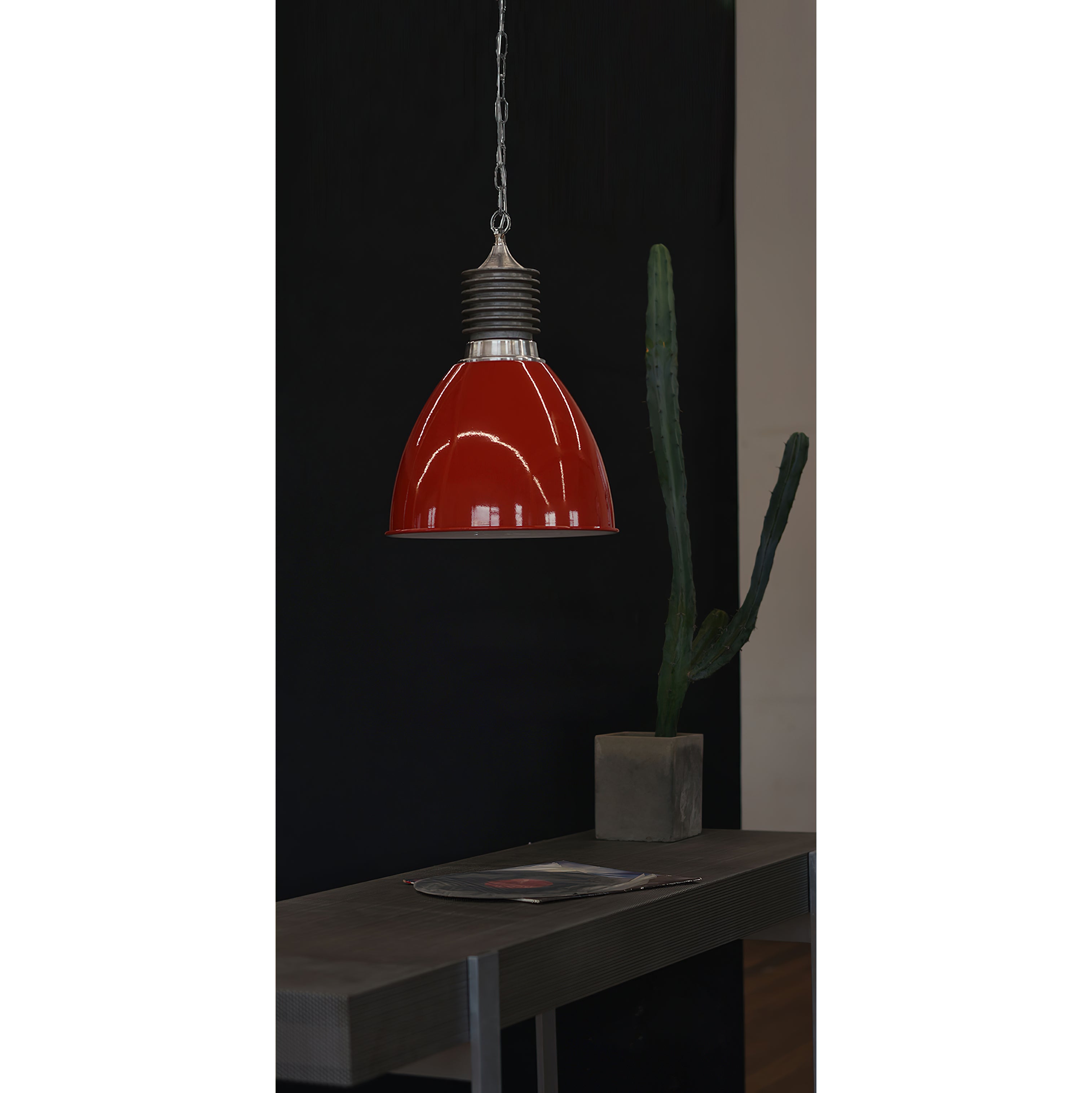 Kvennuvys Modern Minimalist Metal Pendant Lamp