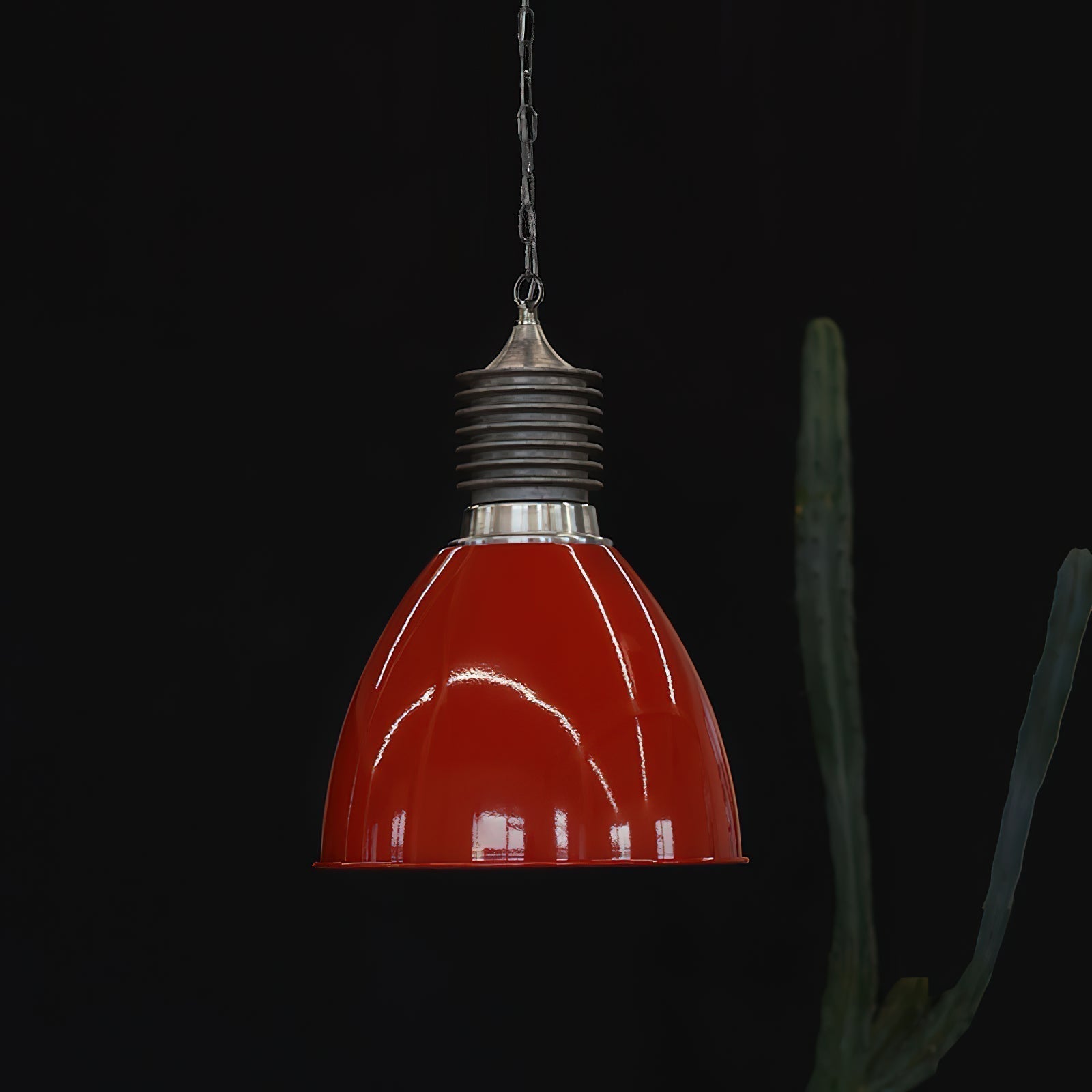 Kvennuvys Modern Minimalist Metal Pendant Lamp