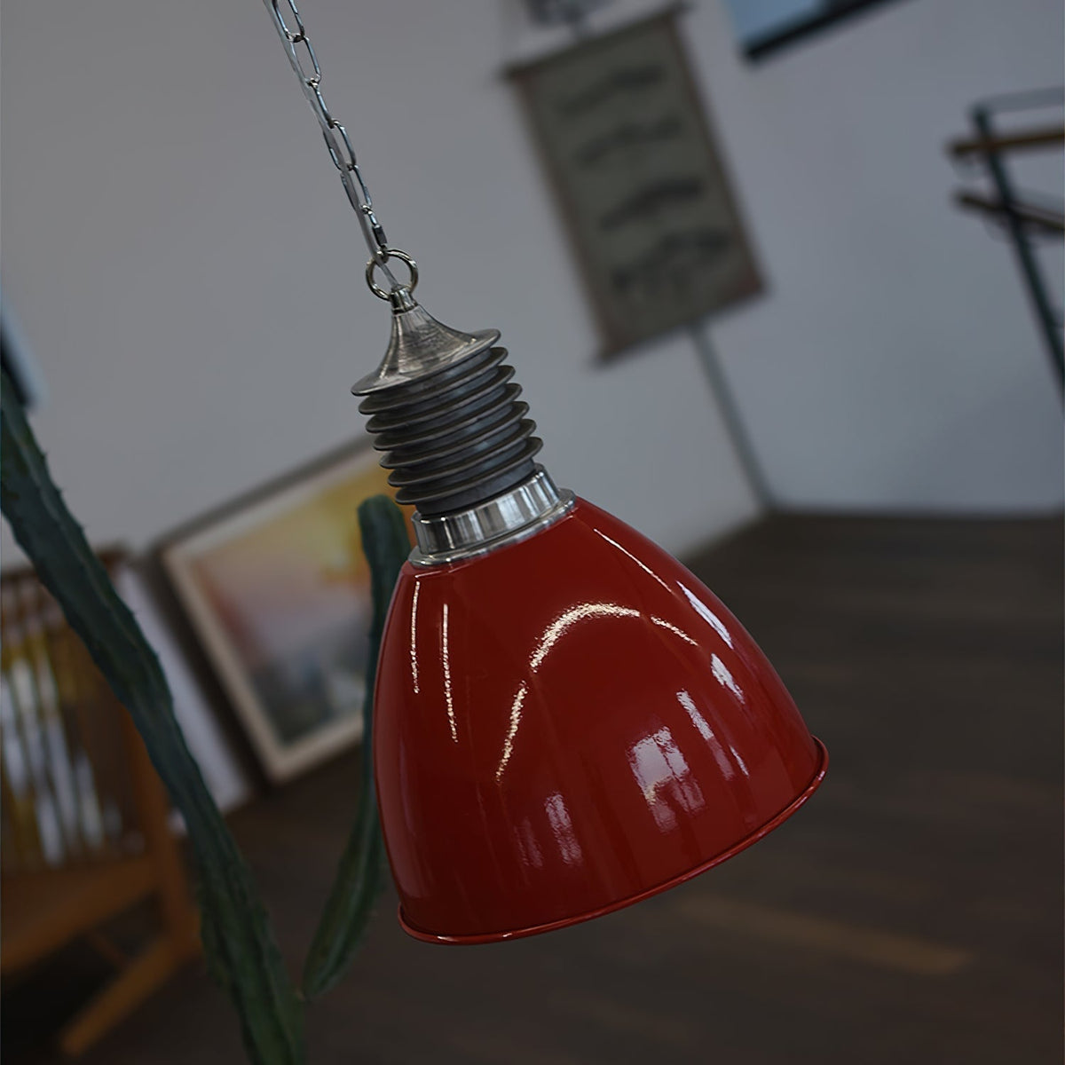 Kvennuvys Modern Minimalist Metal Pendant Lamp