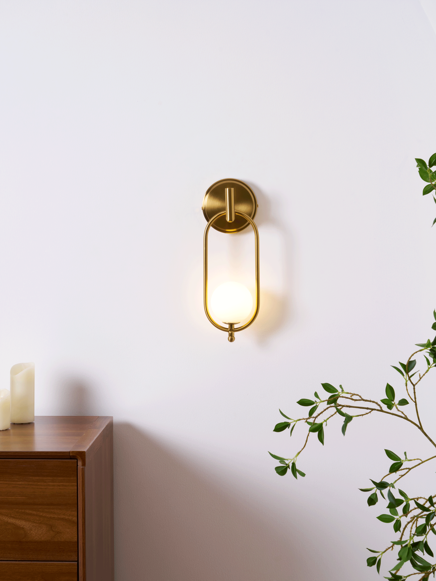 Cumirisra Modern Minimalist Brass Glass Wall Light