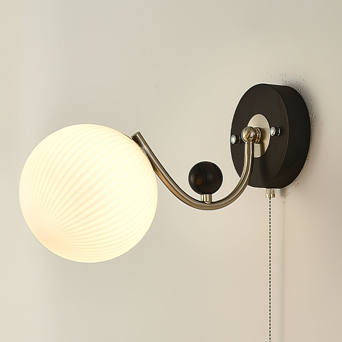 Nift Wall Lamp